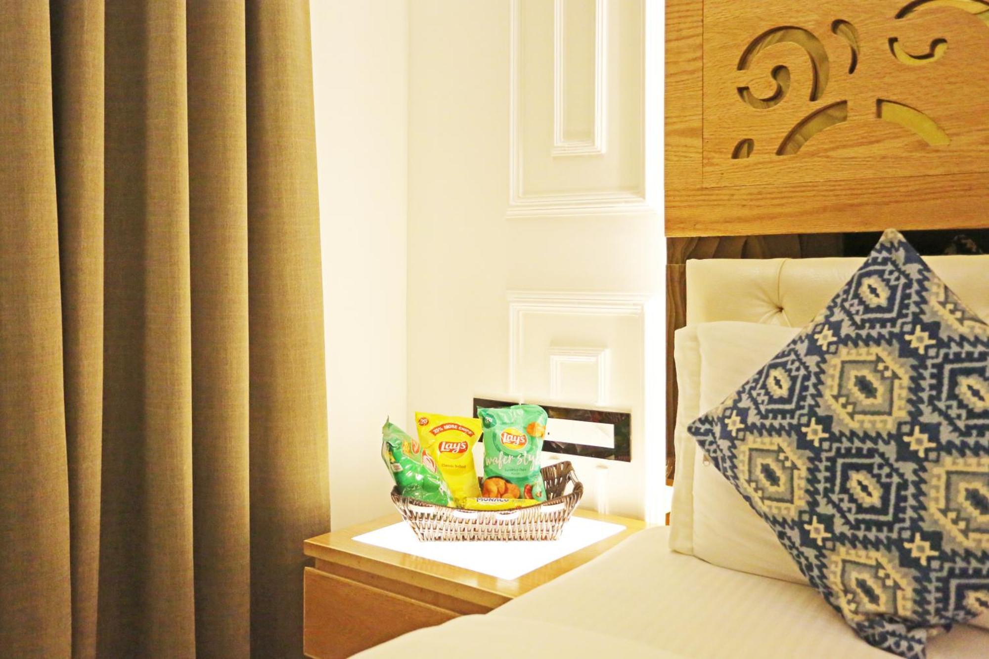 Jrd Luxury-business Hotel