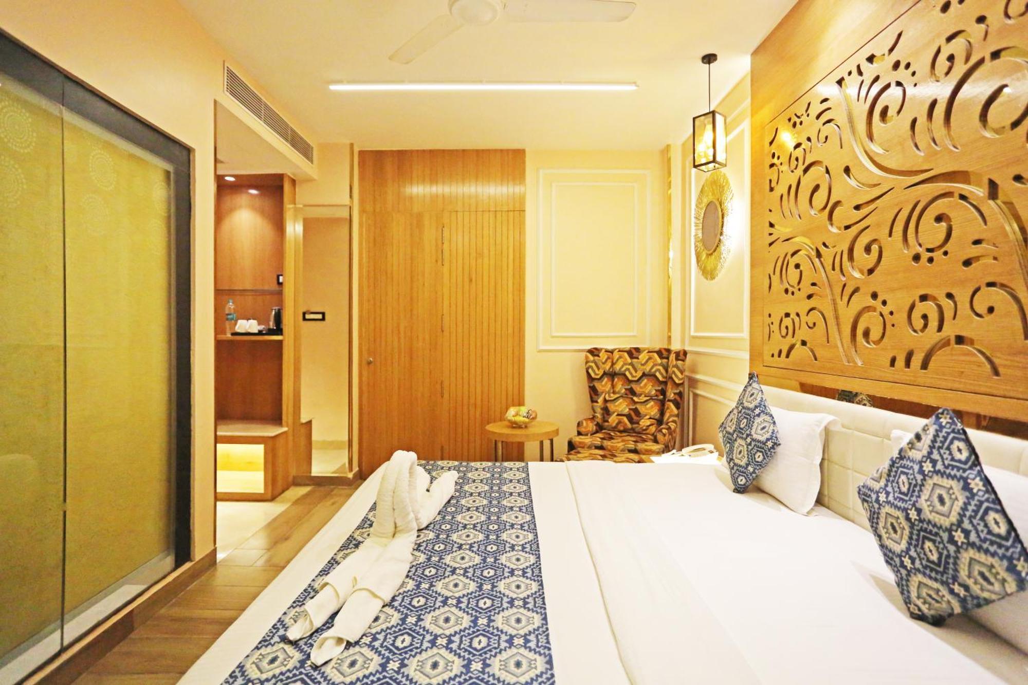 Jrd Luxury-business Hotel