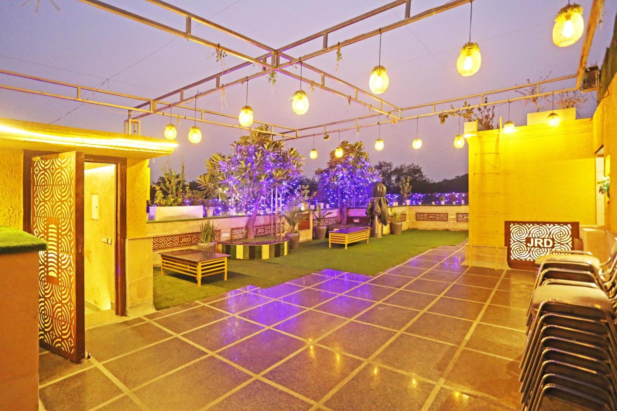 Jrd Luxury-business Hotel