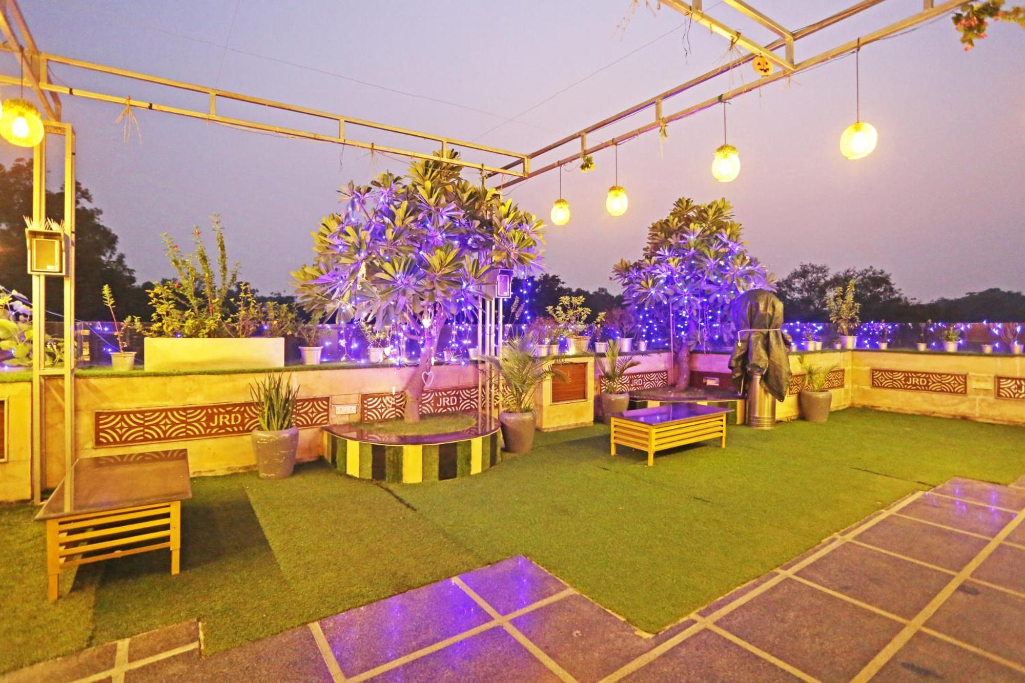 Jrd Luxury-business Hotel
