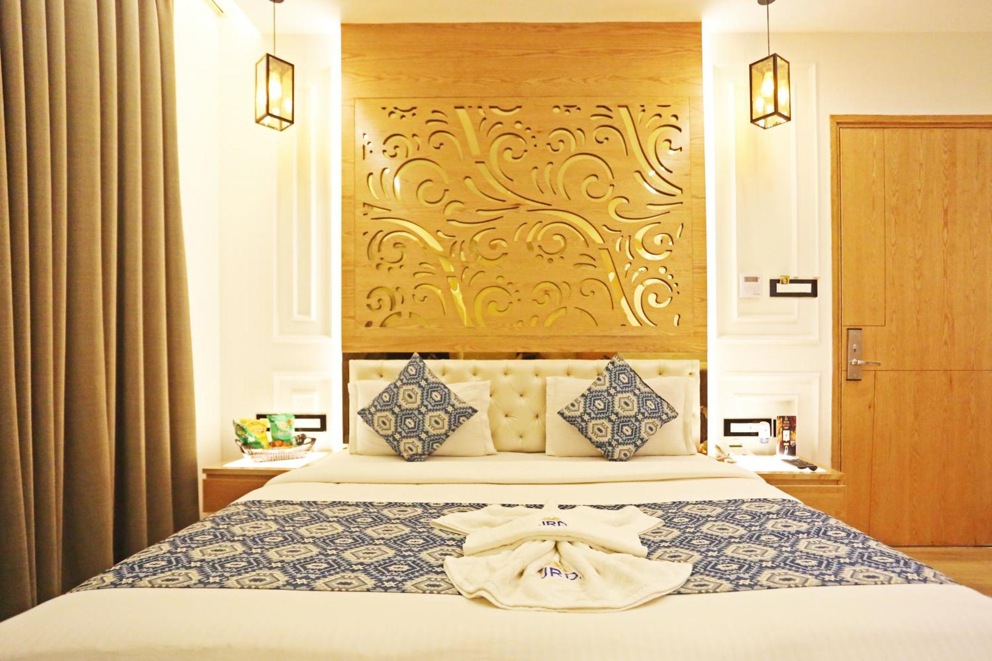 Jrd Luxury-business