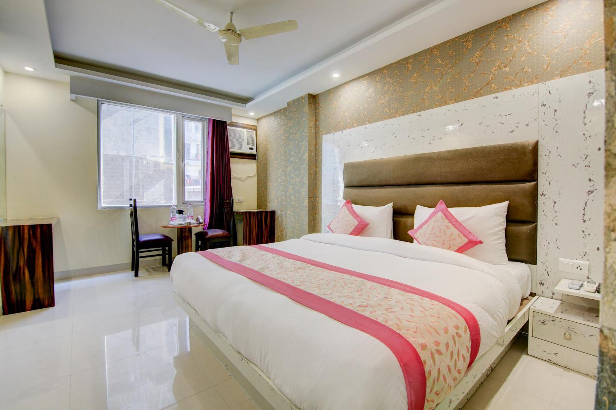 Smart Signature Delhi Airport Hotel New Delhi