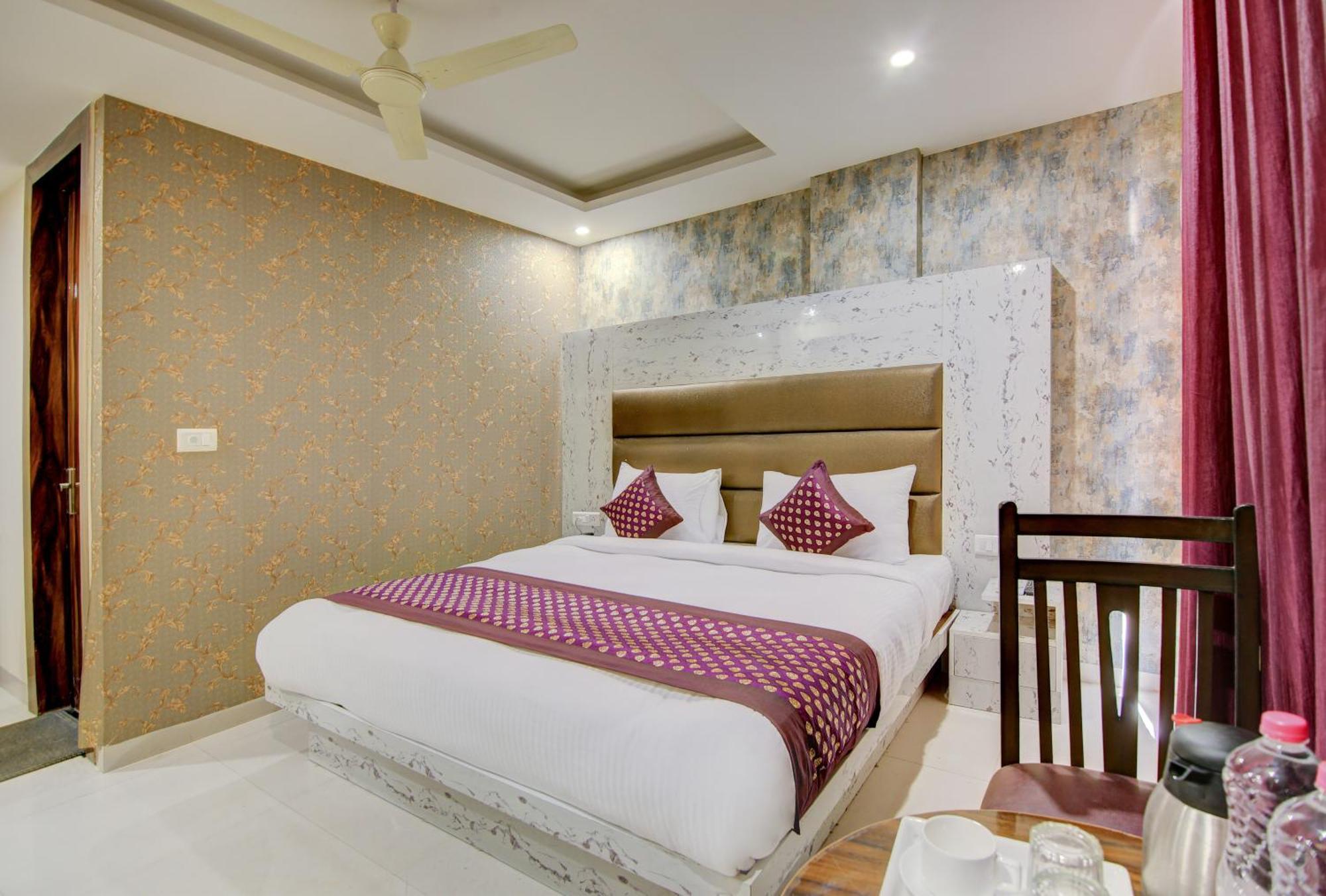Hotel Smart Signature Delhi Airport New Delhi