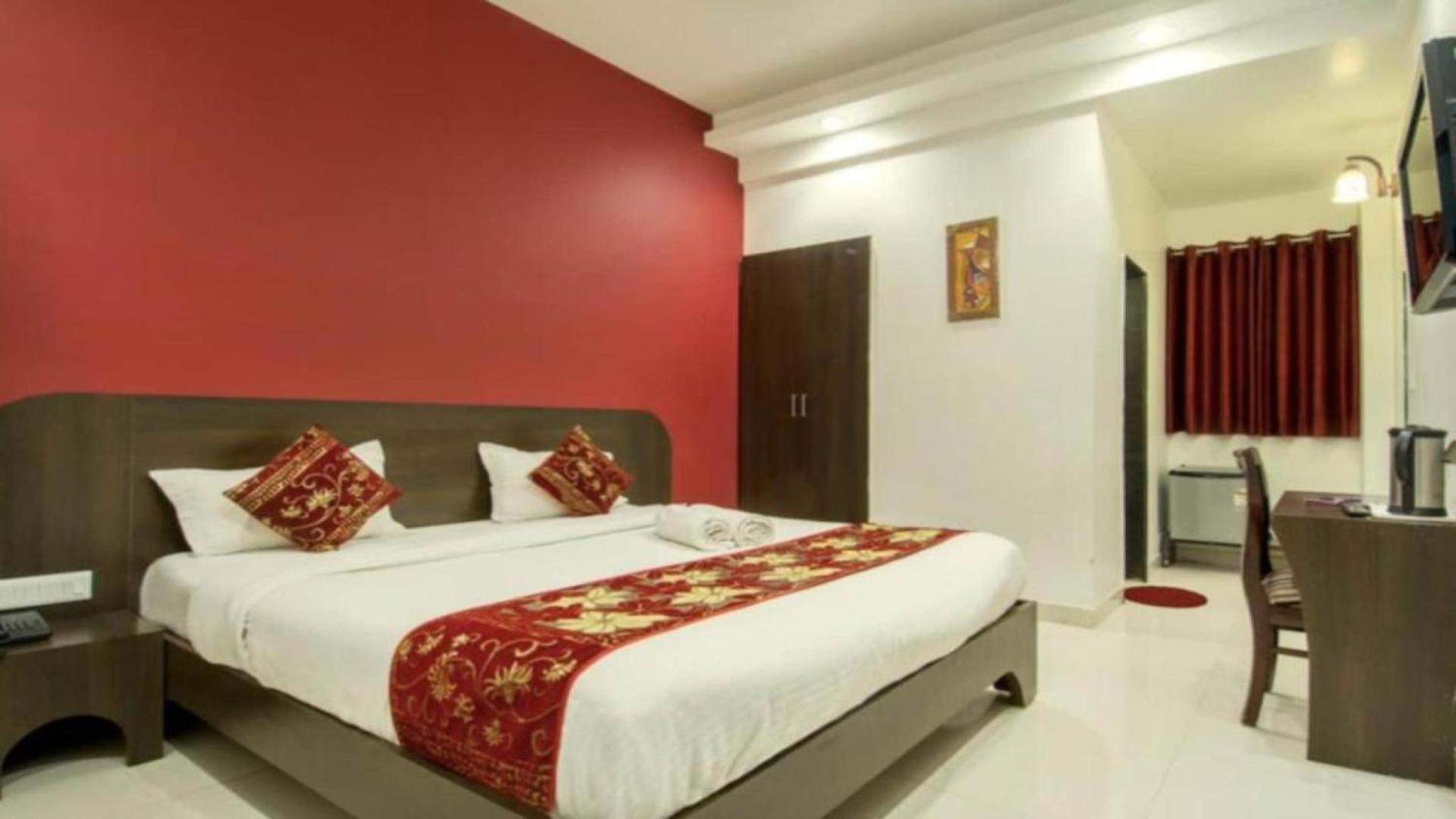 Airport Tourist Palace New Delhi