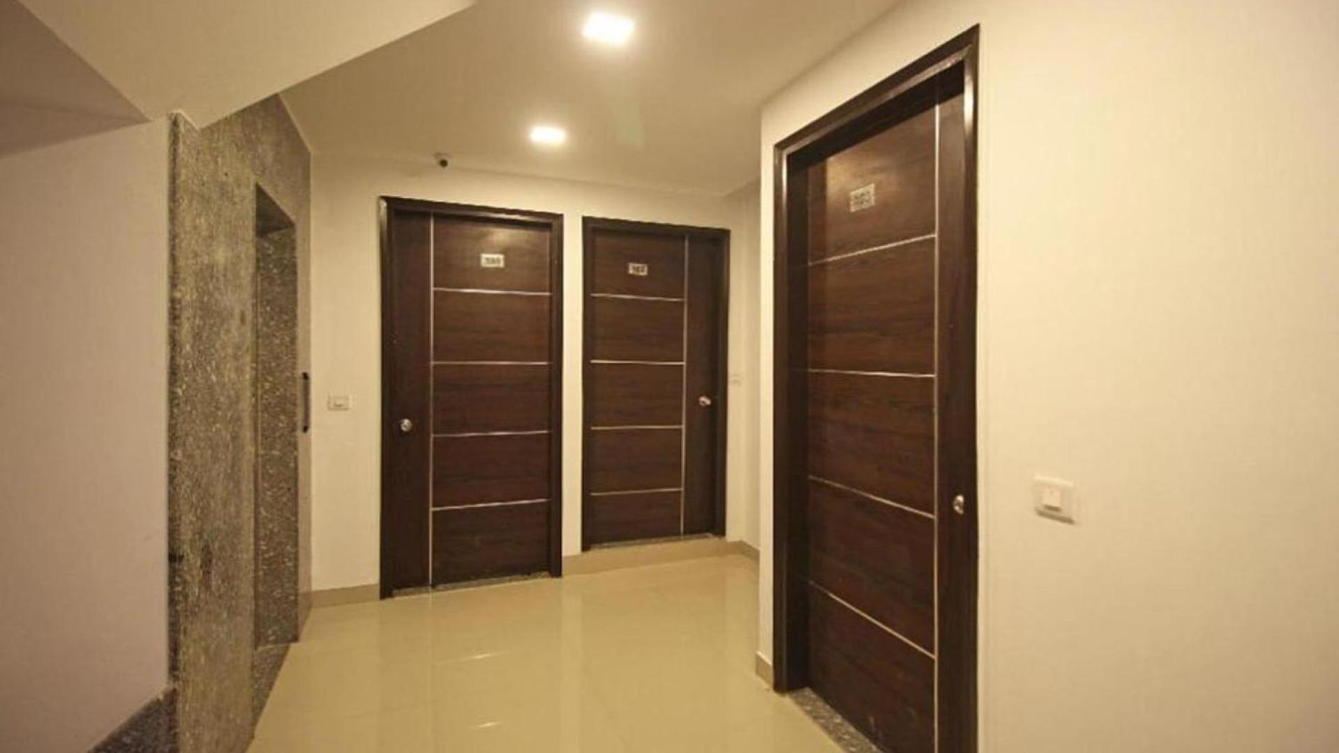 Hotel Airport Tourist Palace New Delhi