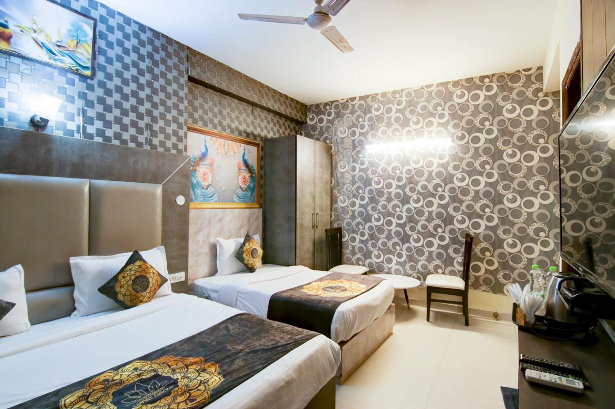 Hotel Hsp At Delhi Airport 3*