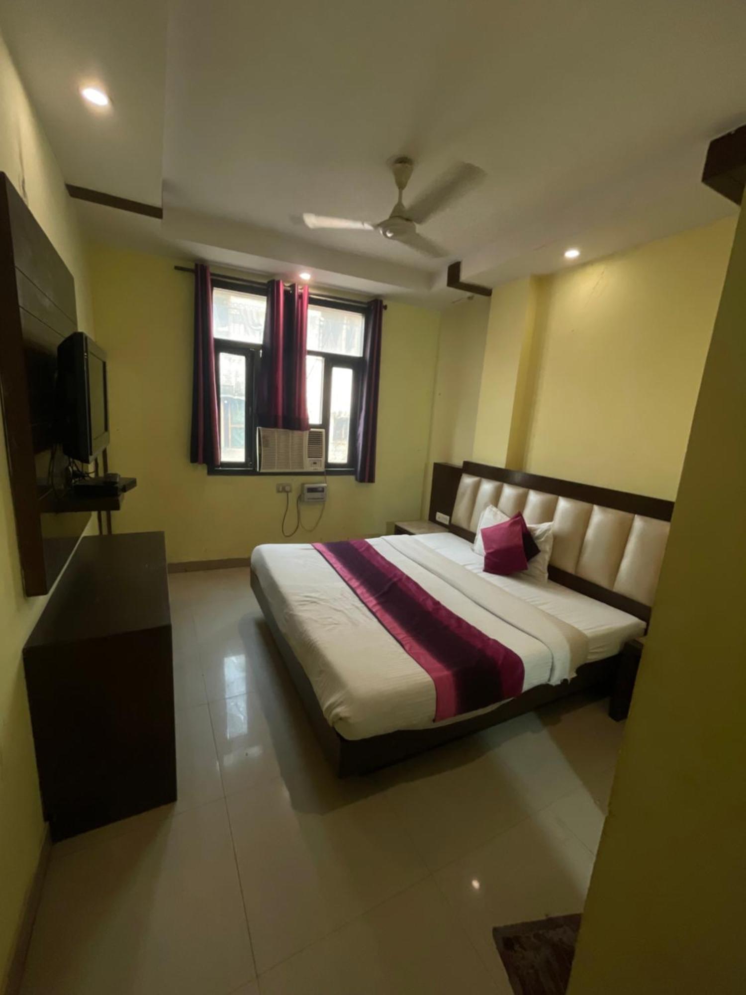 Hotel Hotel Golden Gate 3*