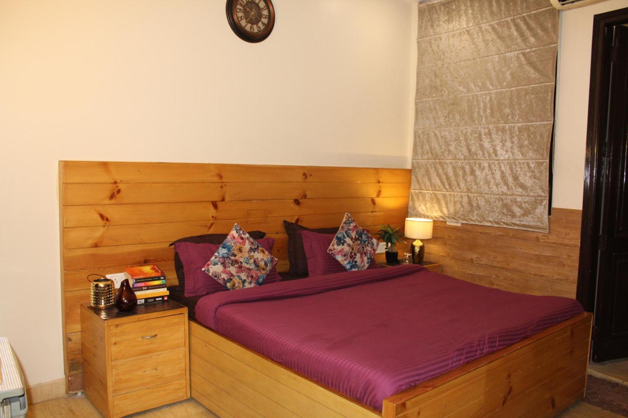 In Airb&b - Divine Service New Delhi