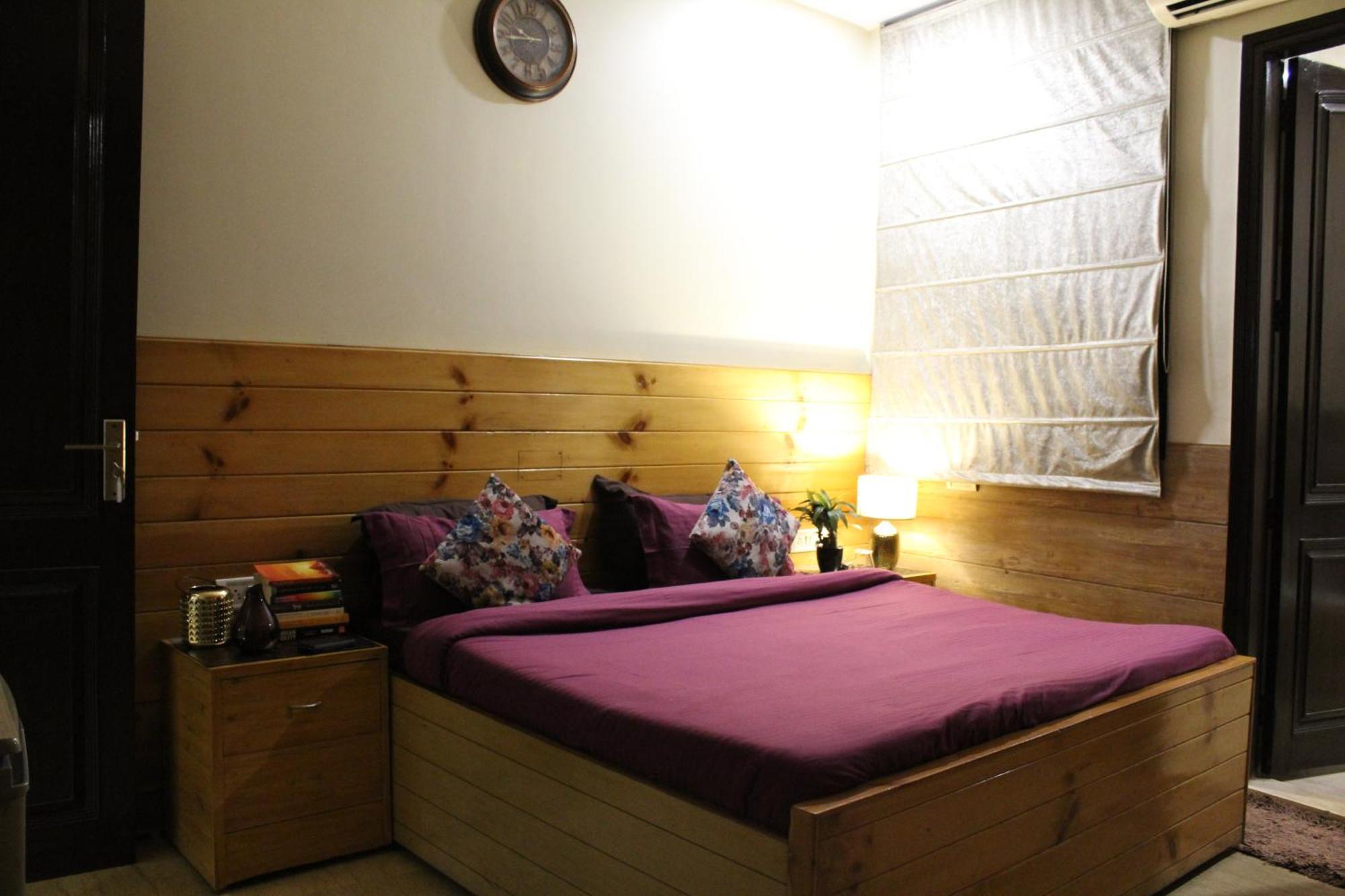 In Airb&b - Divine Service Apartment