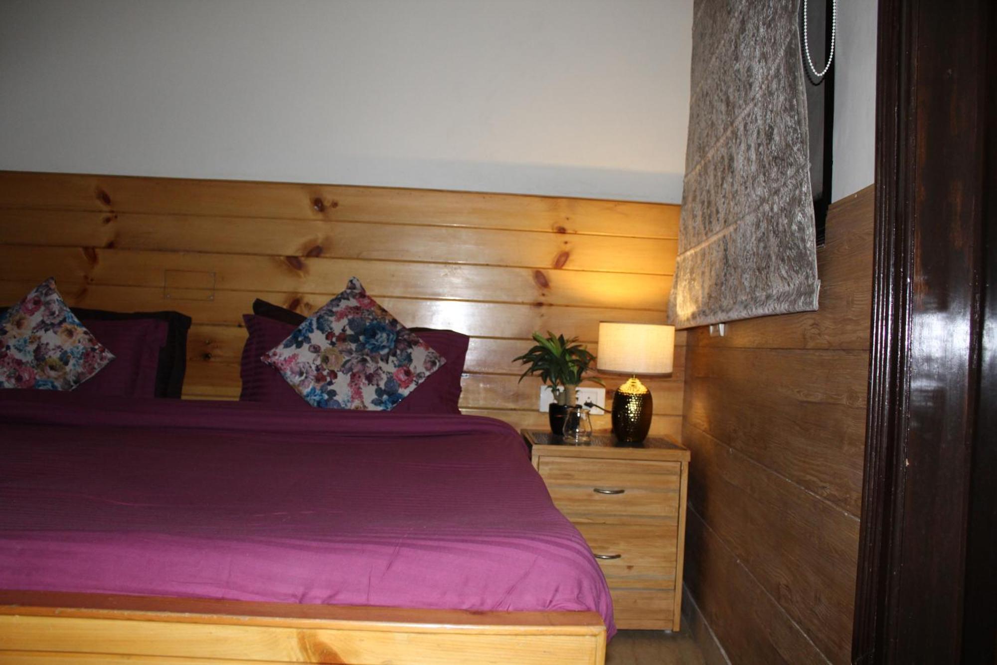 Apartment In Airb&b - Divine Service *