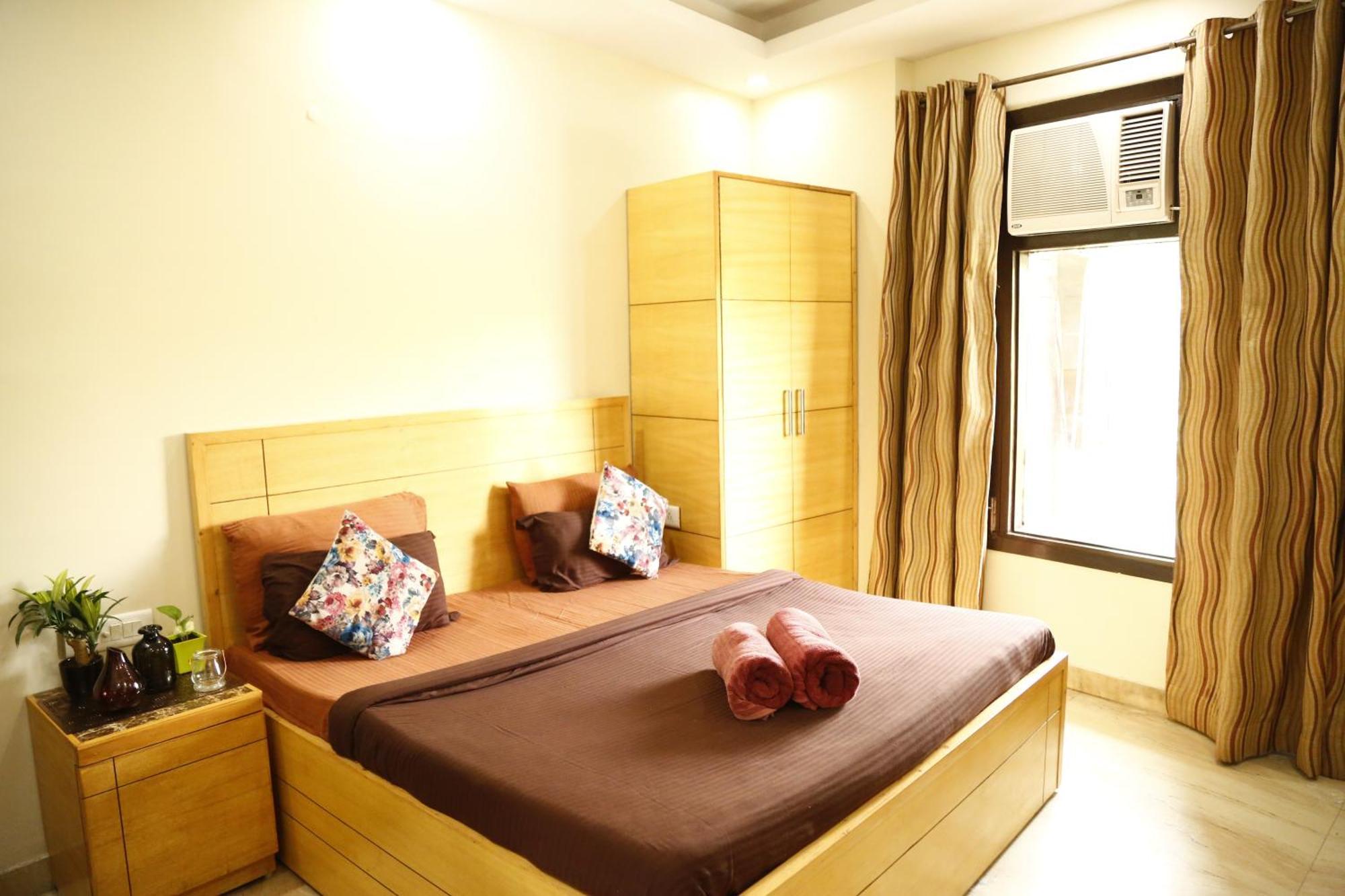 In Airb&b - Divine Service Apartment New Delhi
