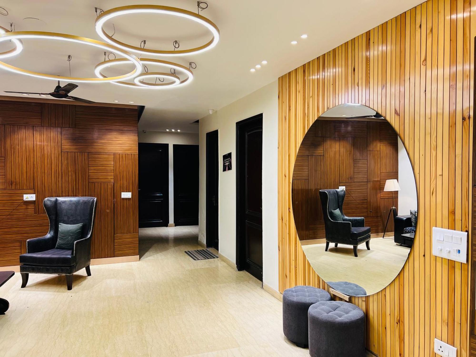 Apartment In Airb&b - Divine Service *