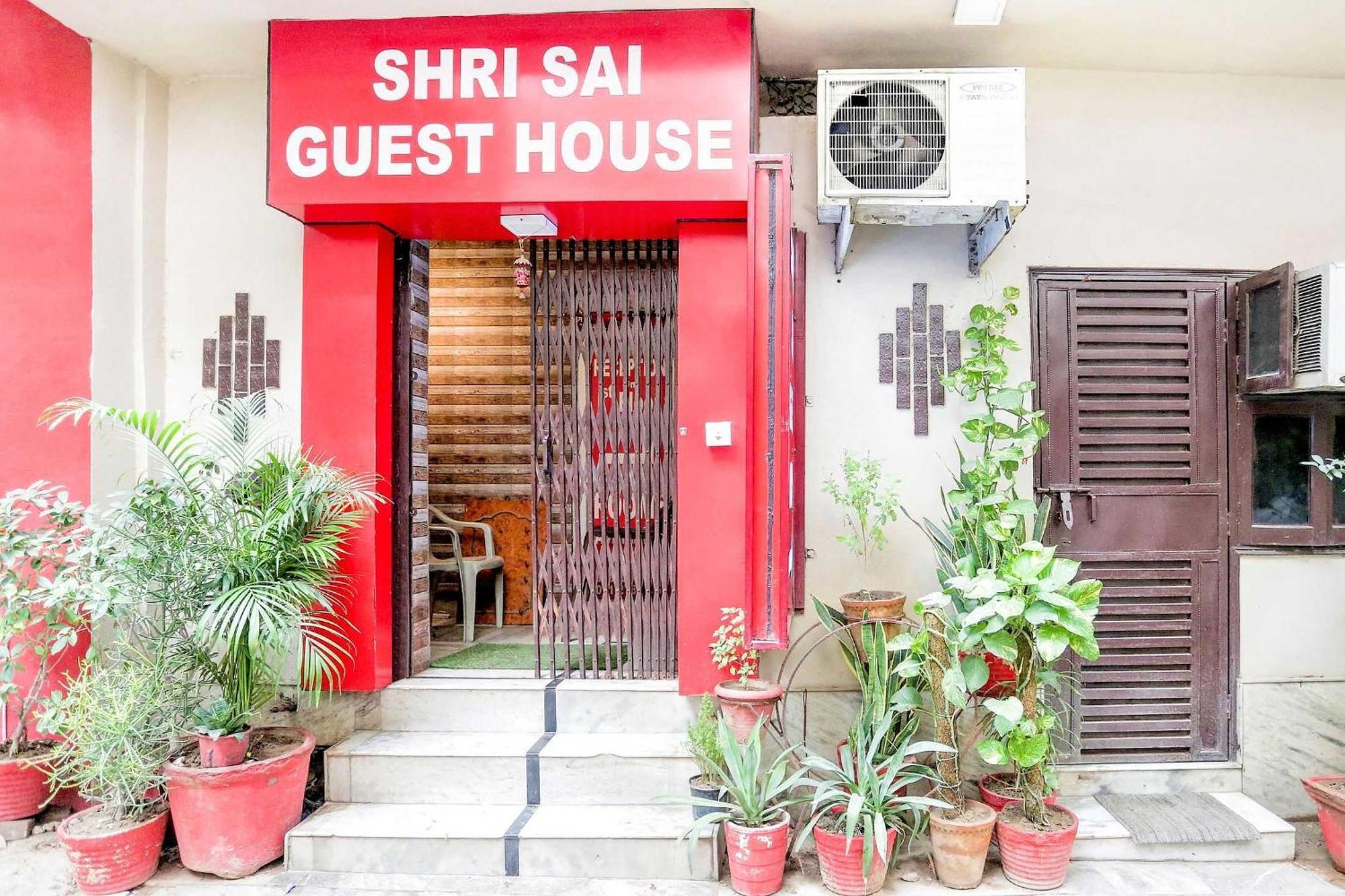 O Shri Sai Hotel