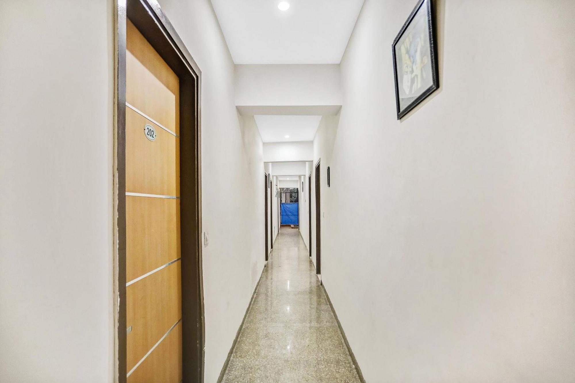 Townhouse 22956 Grand Residency
