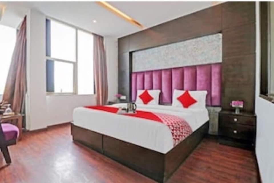 Hotel O The Glory 3*
