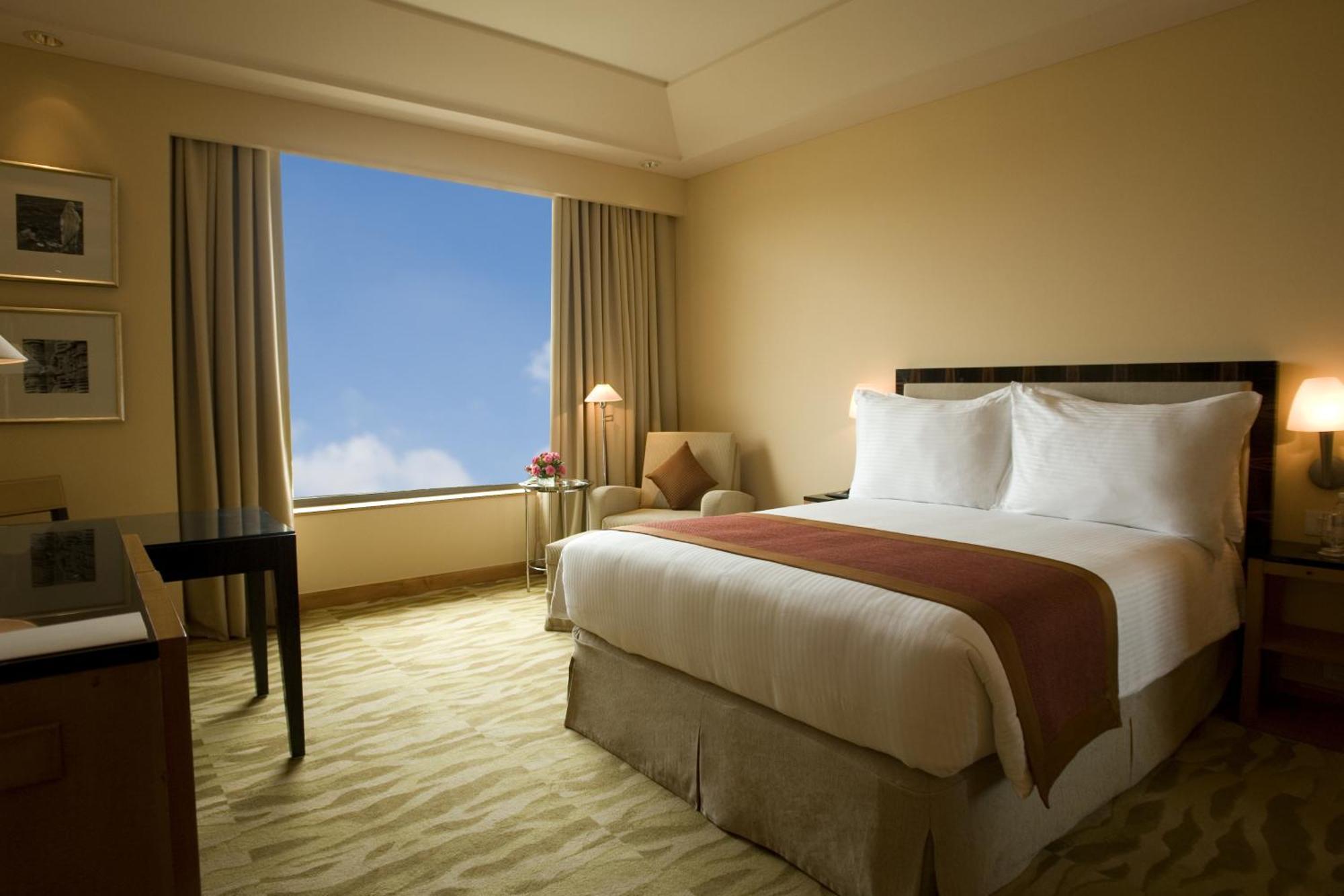 Hotel The Grand 5*