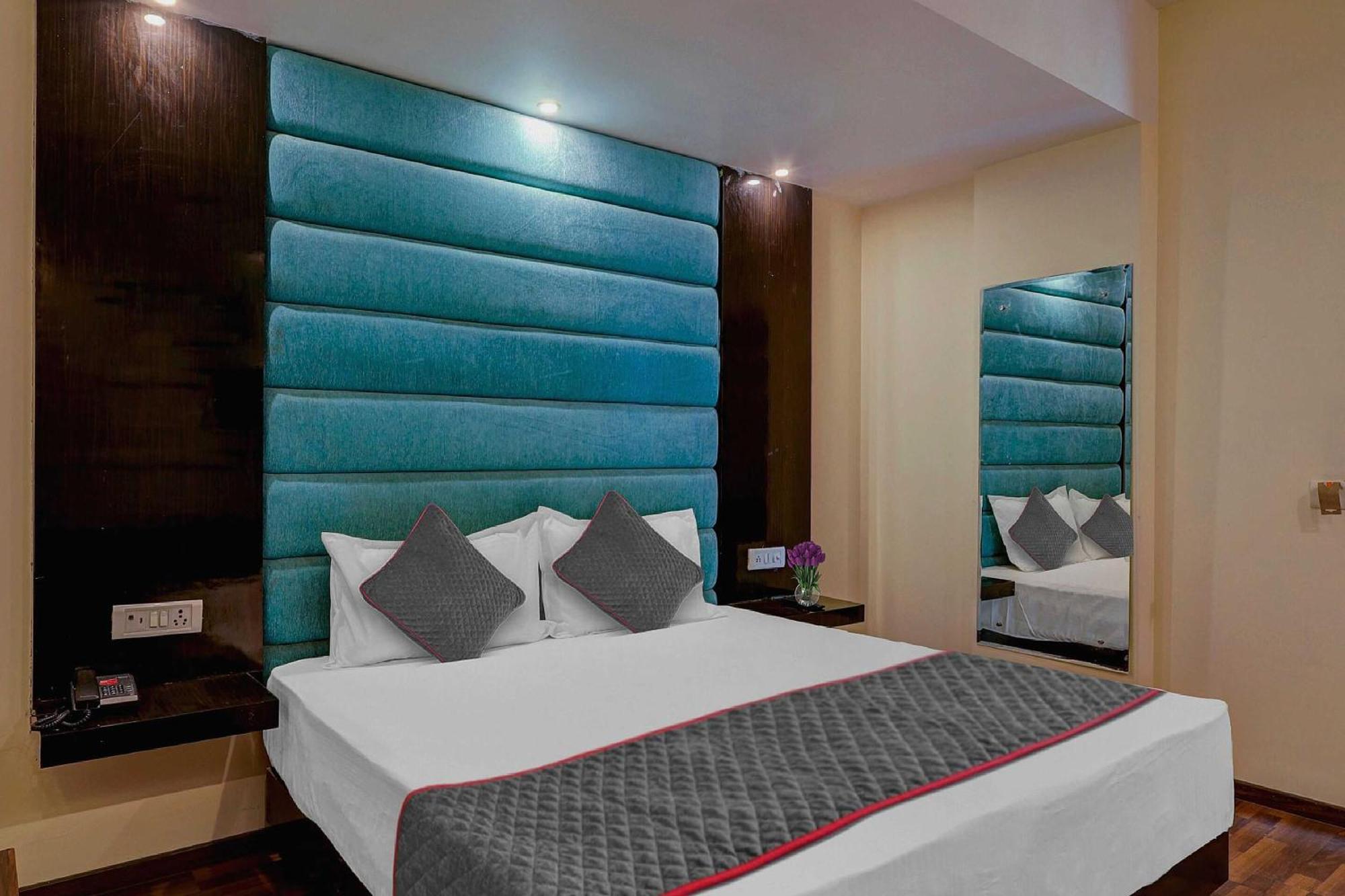 Hotel Townhouse Golden King New Delhi