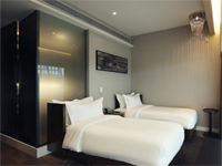 Hotel Express International Airport T3 By Ihg 4*