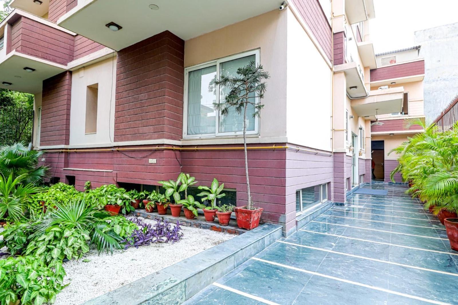Apartment Ahuja Residency Noida