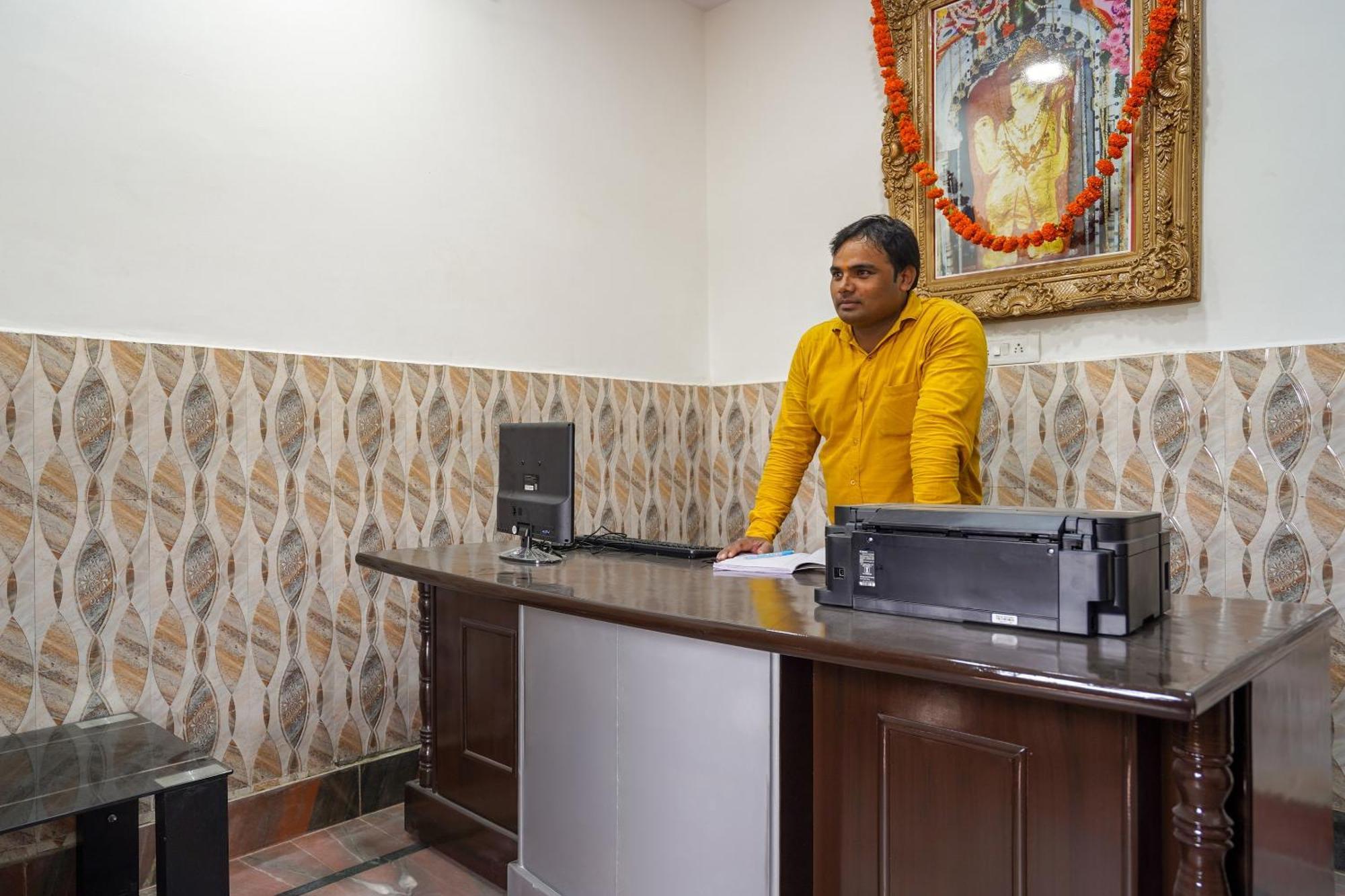 O O Crystal Hotel Delhi (National Capital Territory of India)
