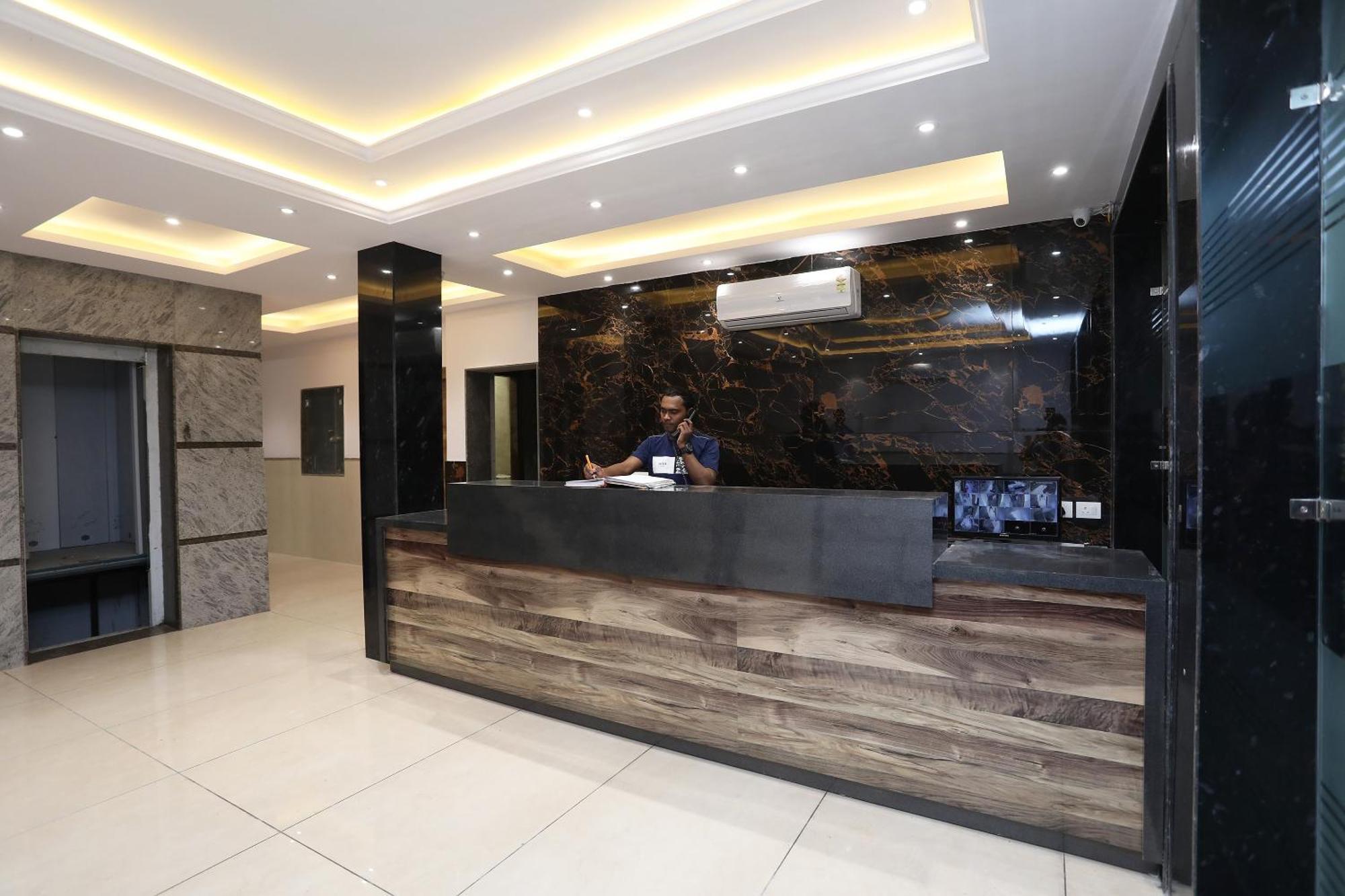 Ivy Hotel 3*