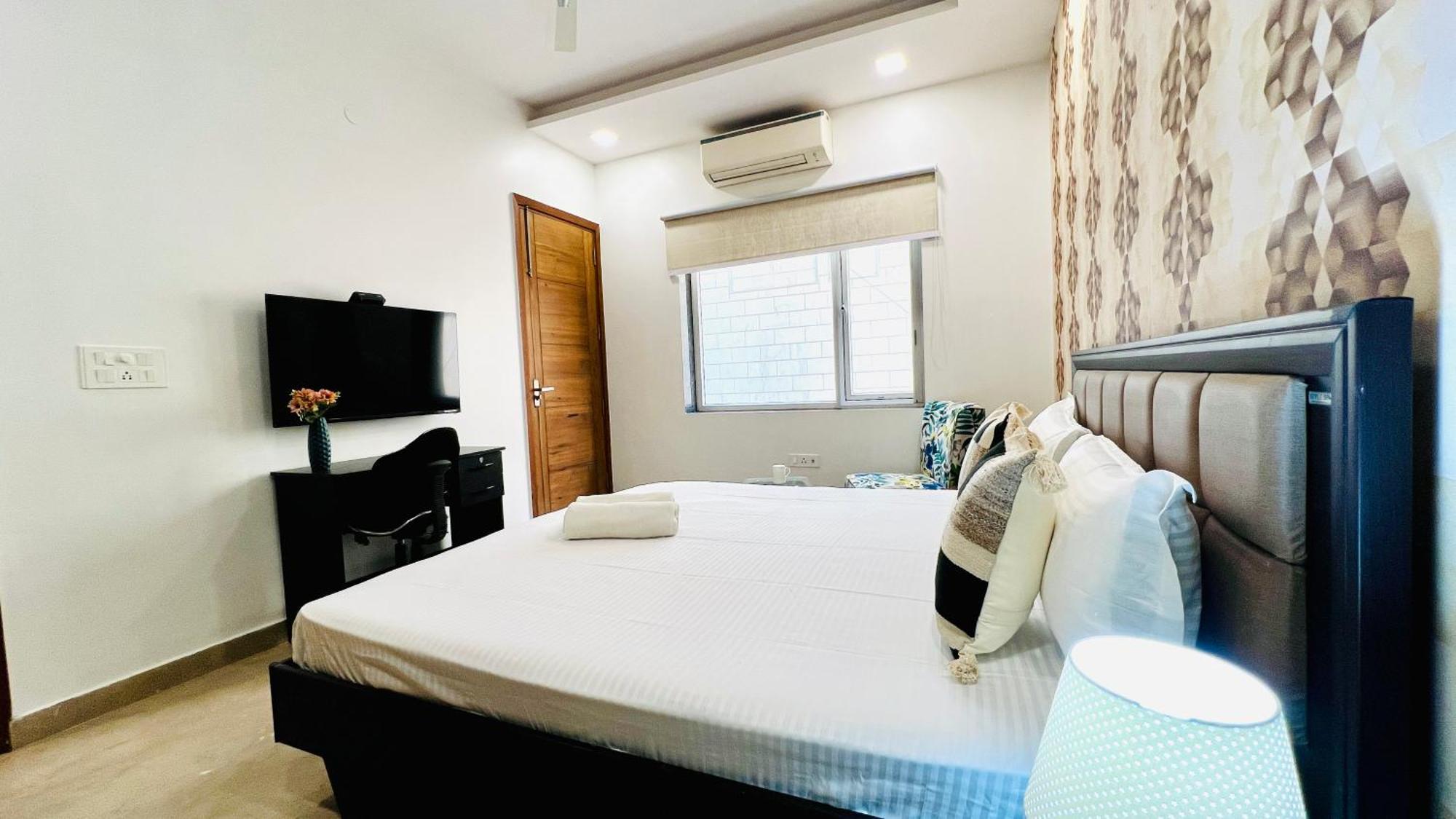 Olive Service Blk & Gangaram Hospital Apartment *