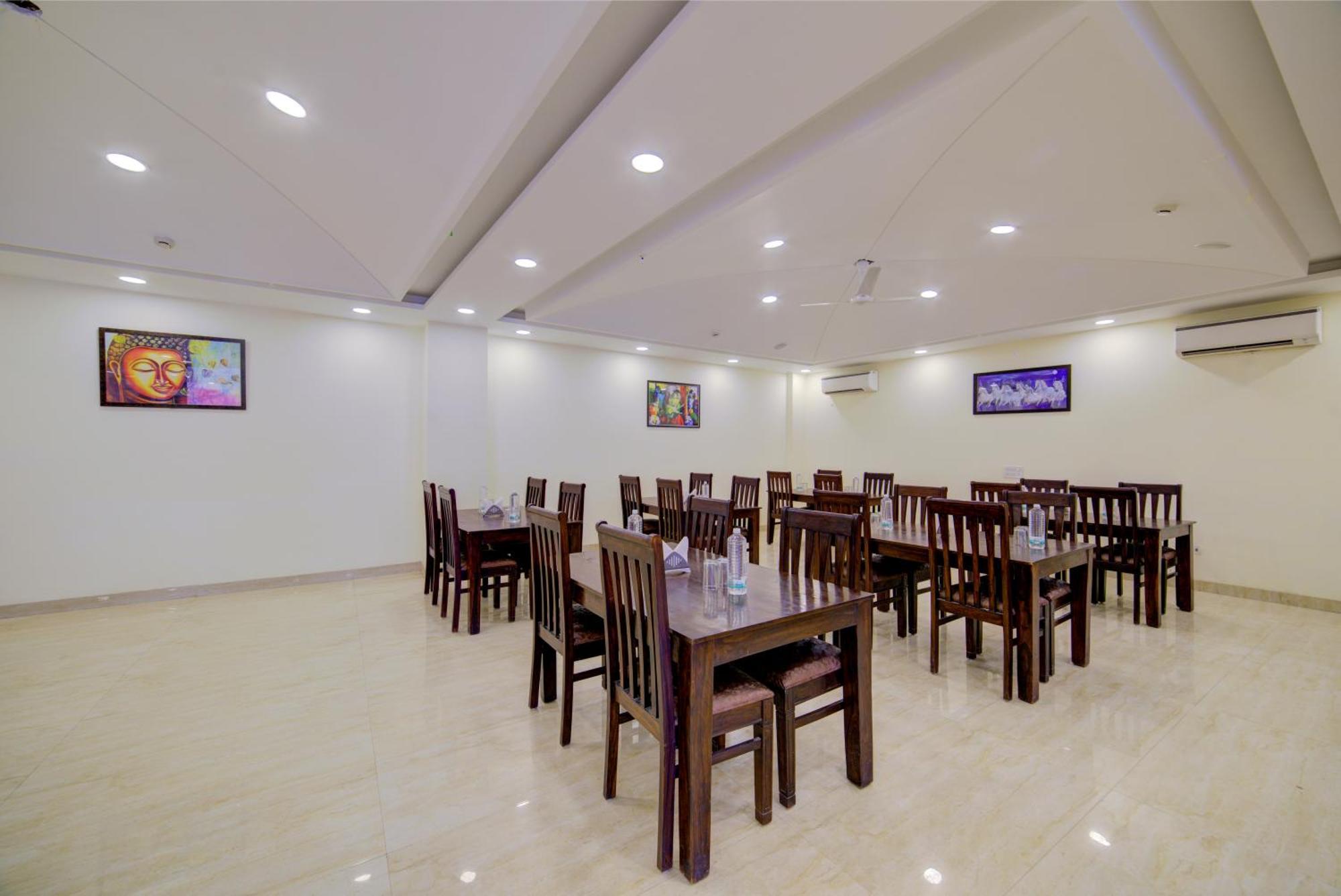 Hotel Grand By D'capitol Near Delhi Airport New Delhi