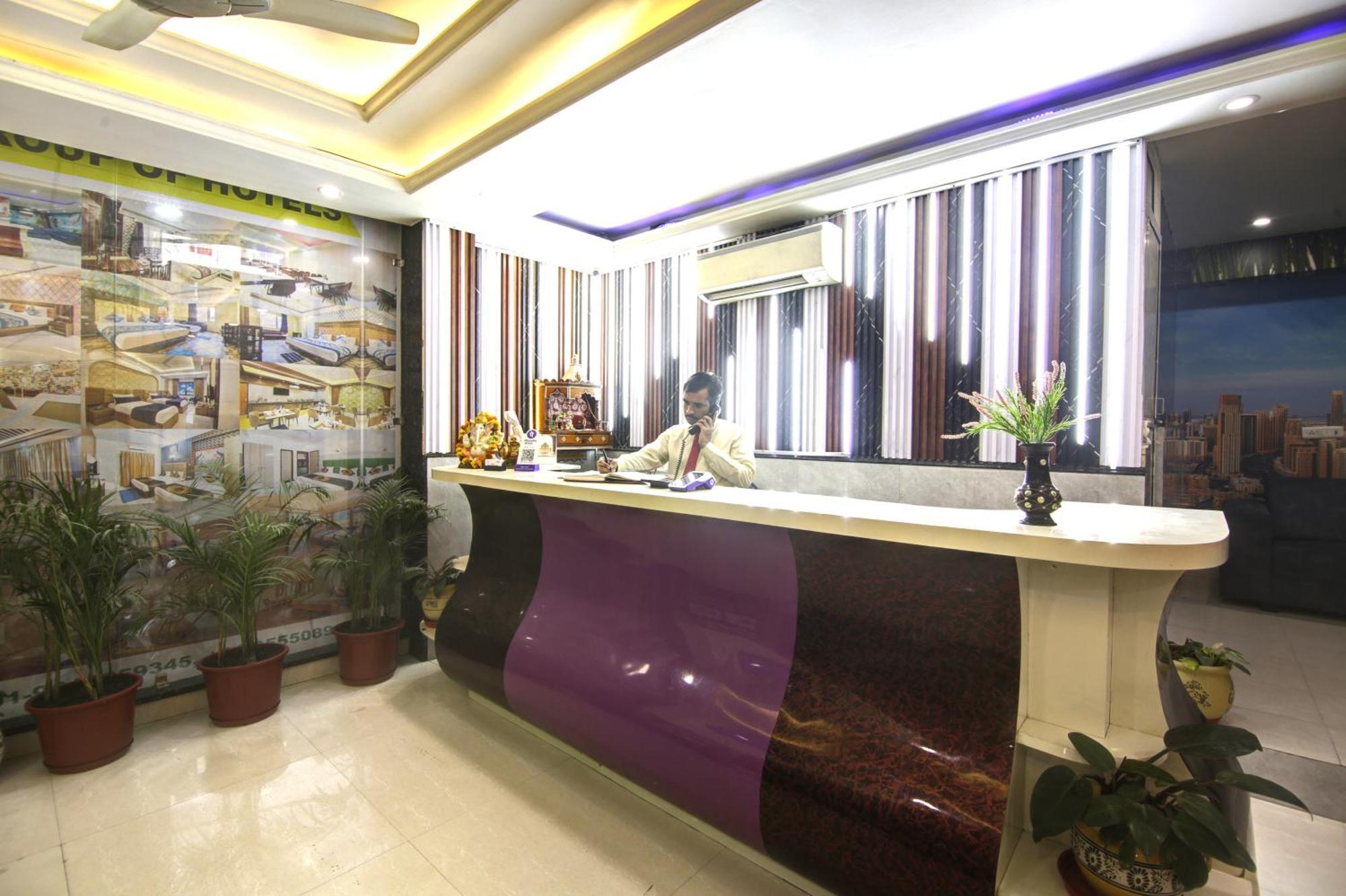 Smart Signature Delhi Airport 4* New Delhi