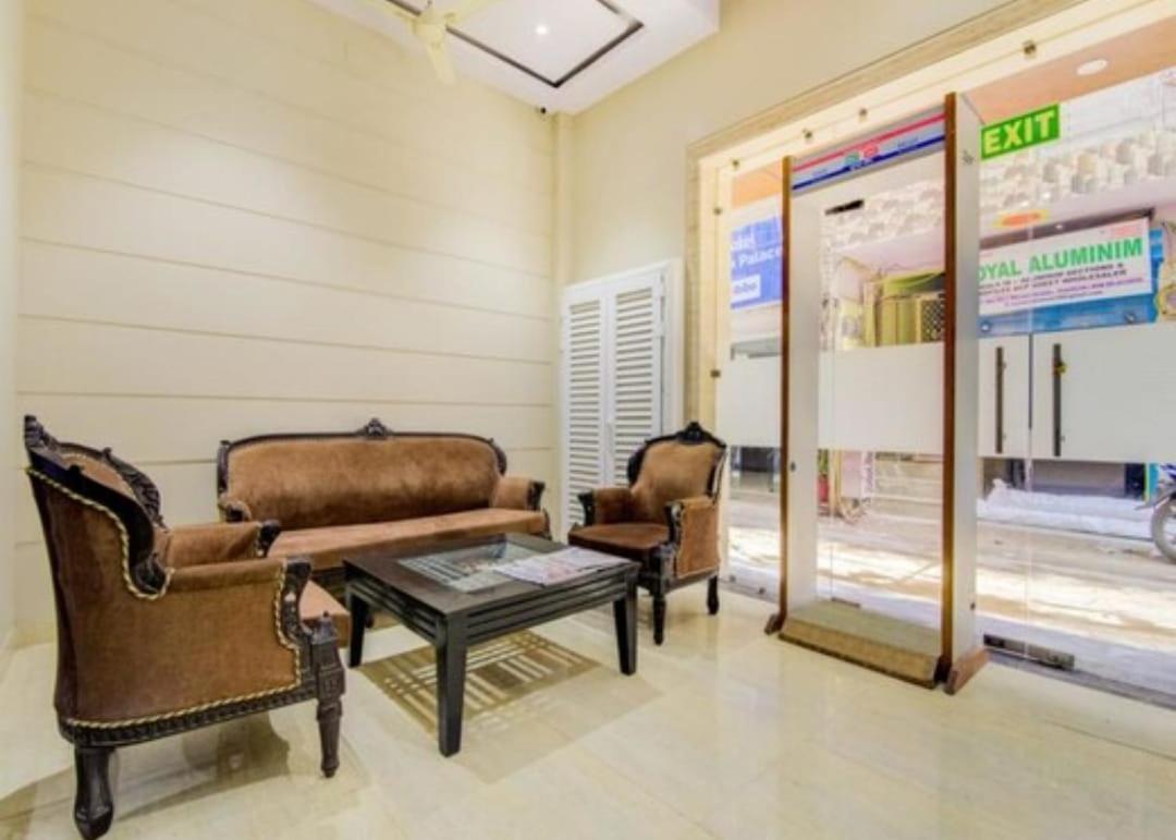 India Continental Guest house