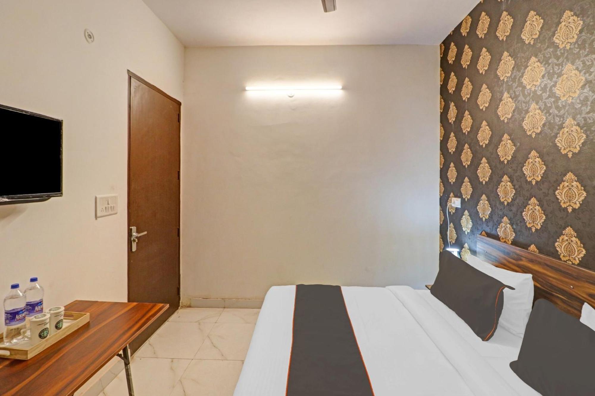 O Town Plaza 4* Delhi (National Capital Territory of India)