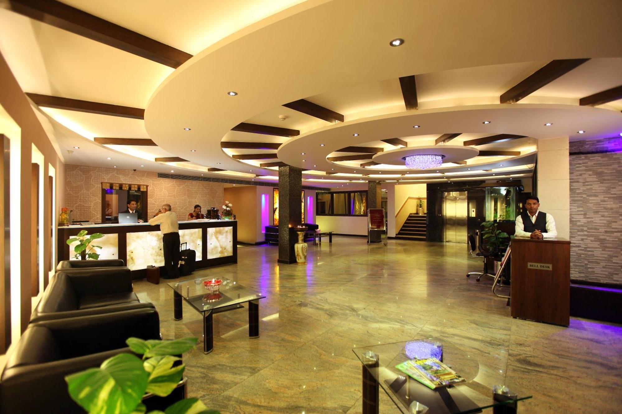 Airport Le Seasons