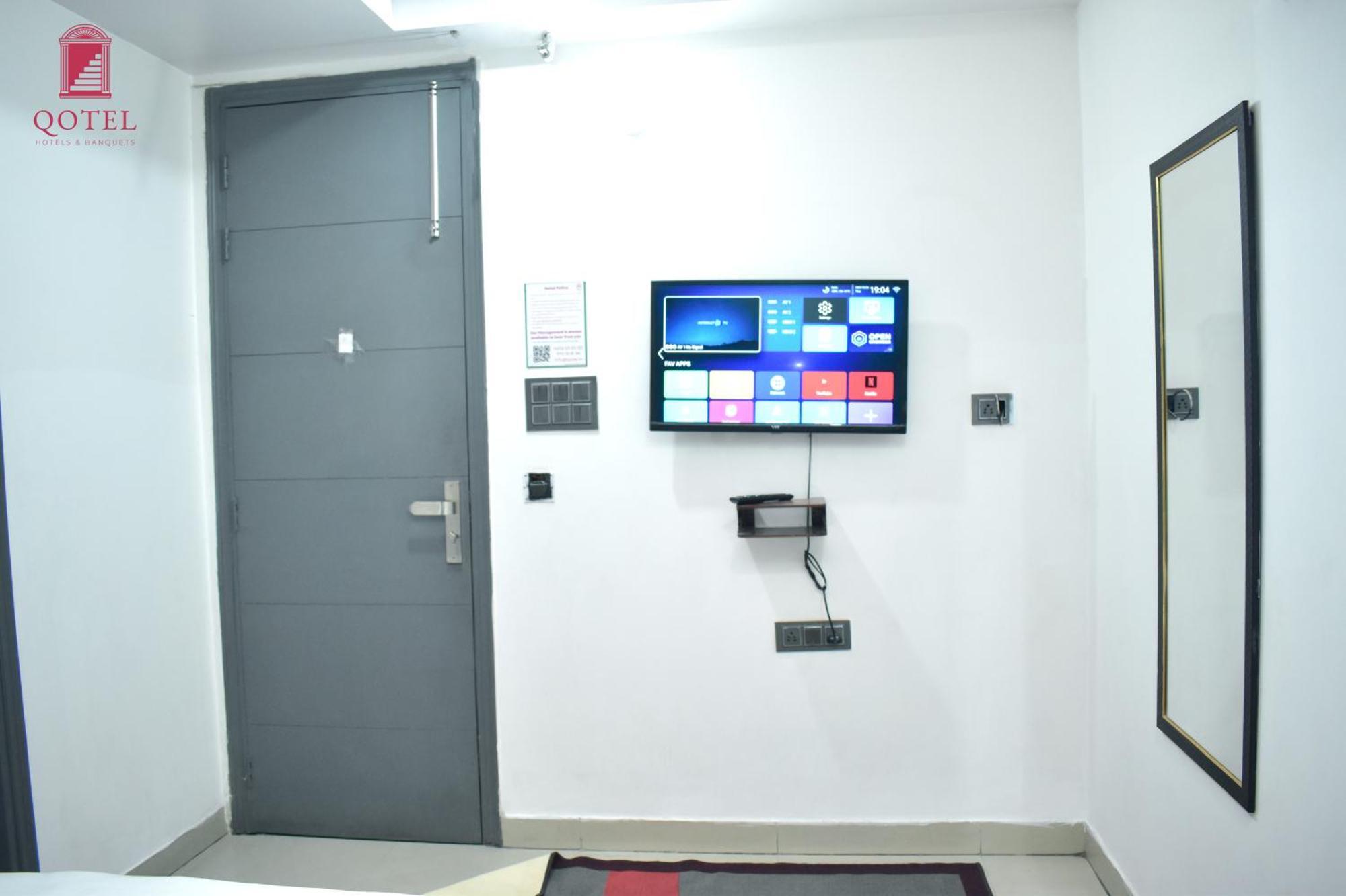 Qotel Rama Rohini Sector-24 Couple Friendly