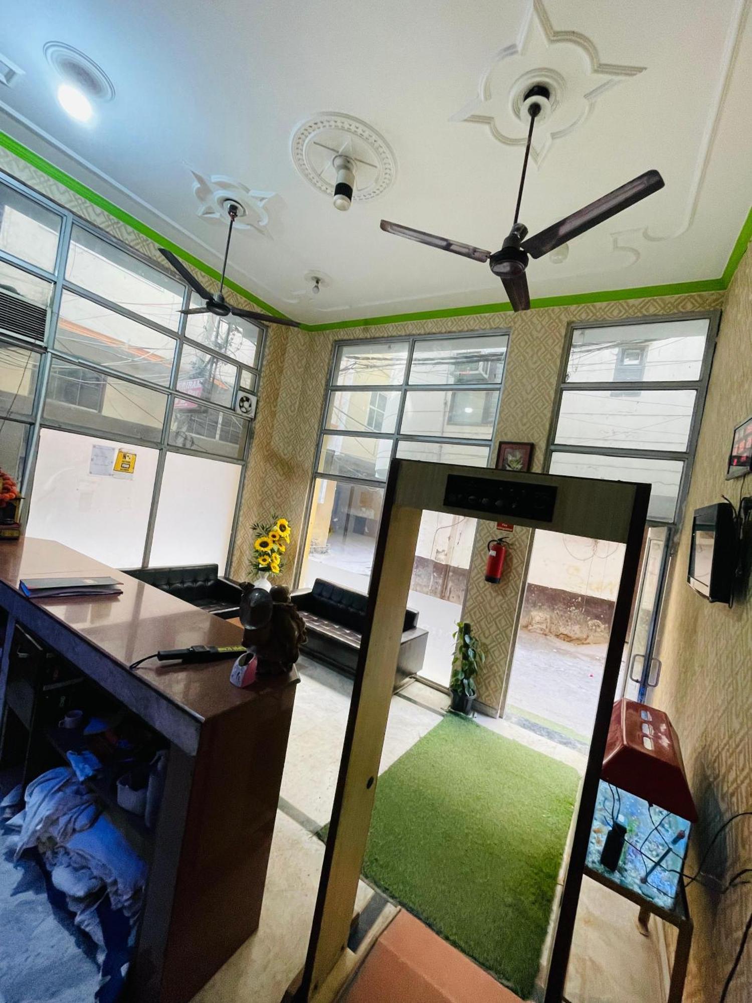 Shri Homestay New Delhi