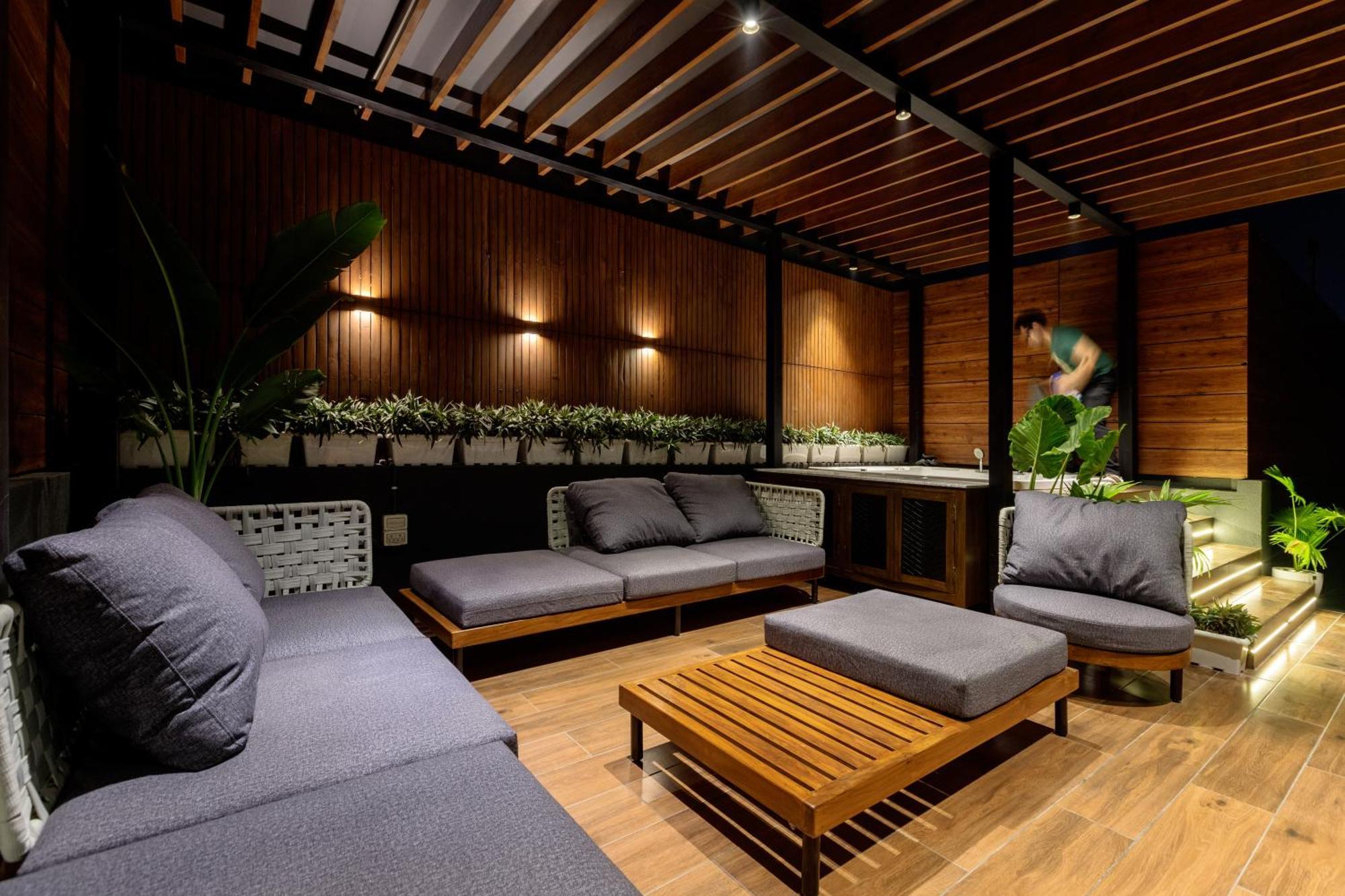 Onnyx Rooftop - Luxury Penthouse * Nova Deli