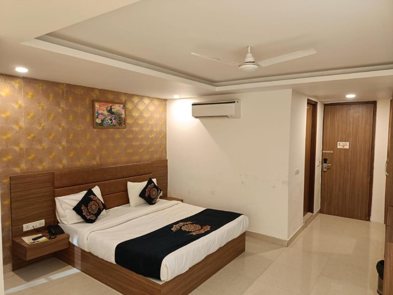 Hotel Grand By D'capitol Near Delhi Airport New Delhi