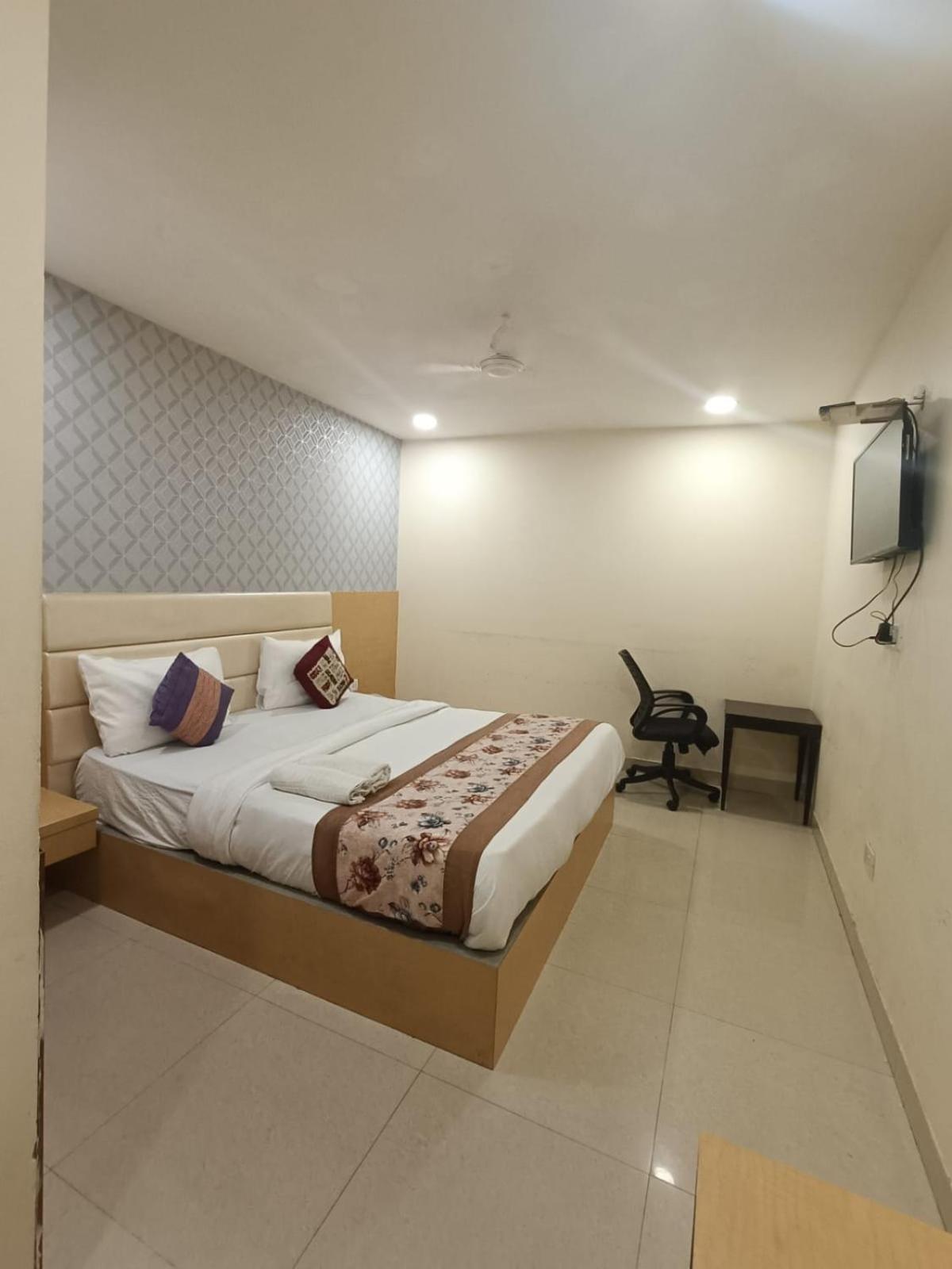 Hotel Grand By D'capitol Near Delhi Airport New Delhi