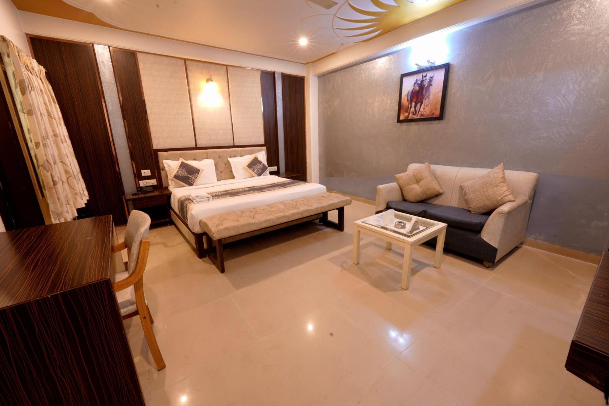 Opera New Hotel Delhi (National Capital Territory of India)