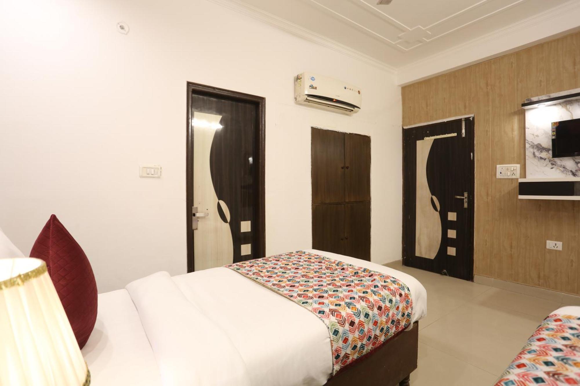 Grand Kiara Delhi Airport By Ss Group Hotel 4*