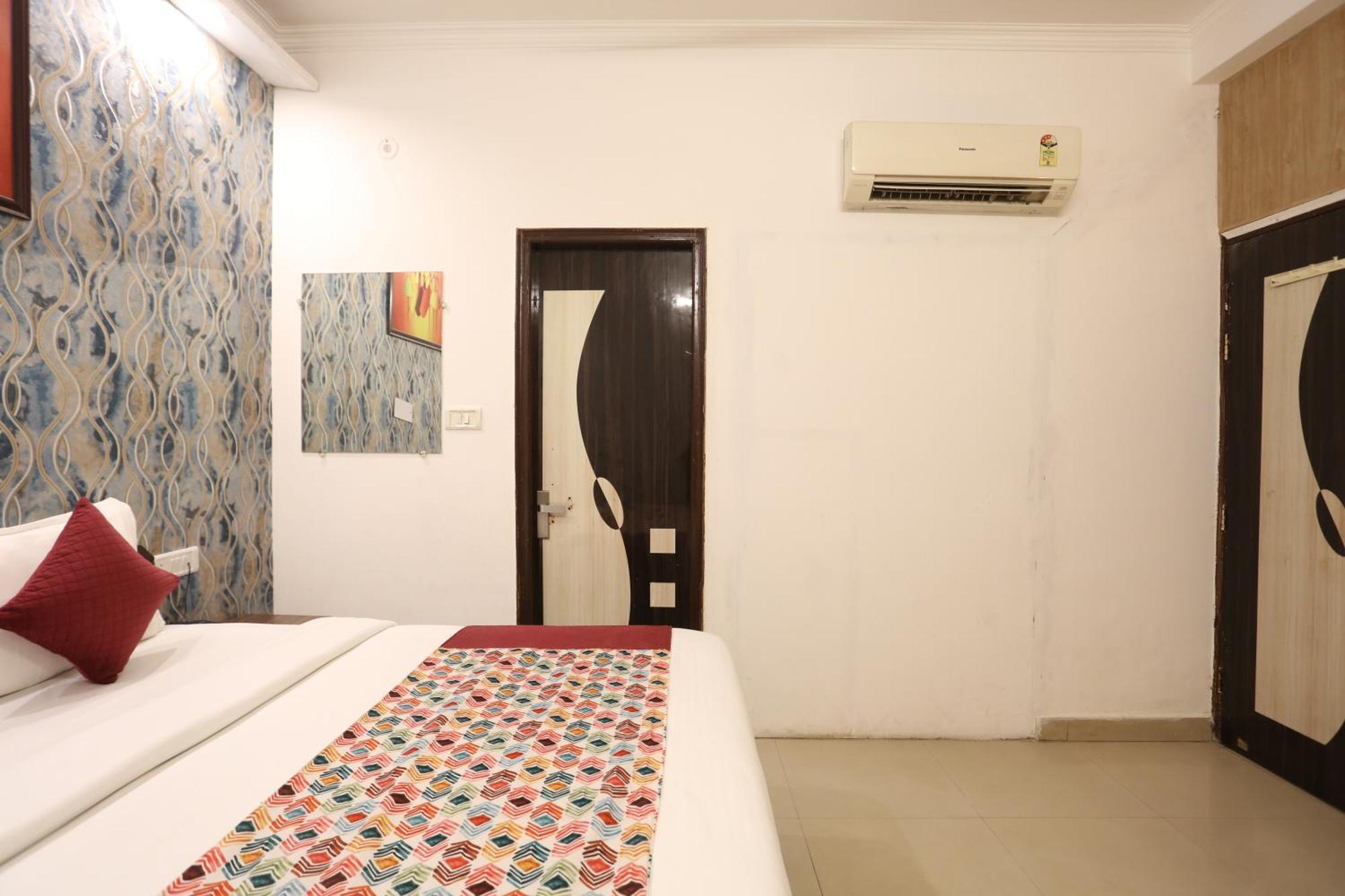 Grand Kiara Delhi Airport By Ss Group Hotel 4*