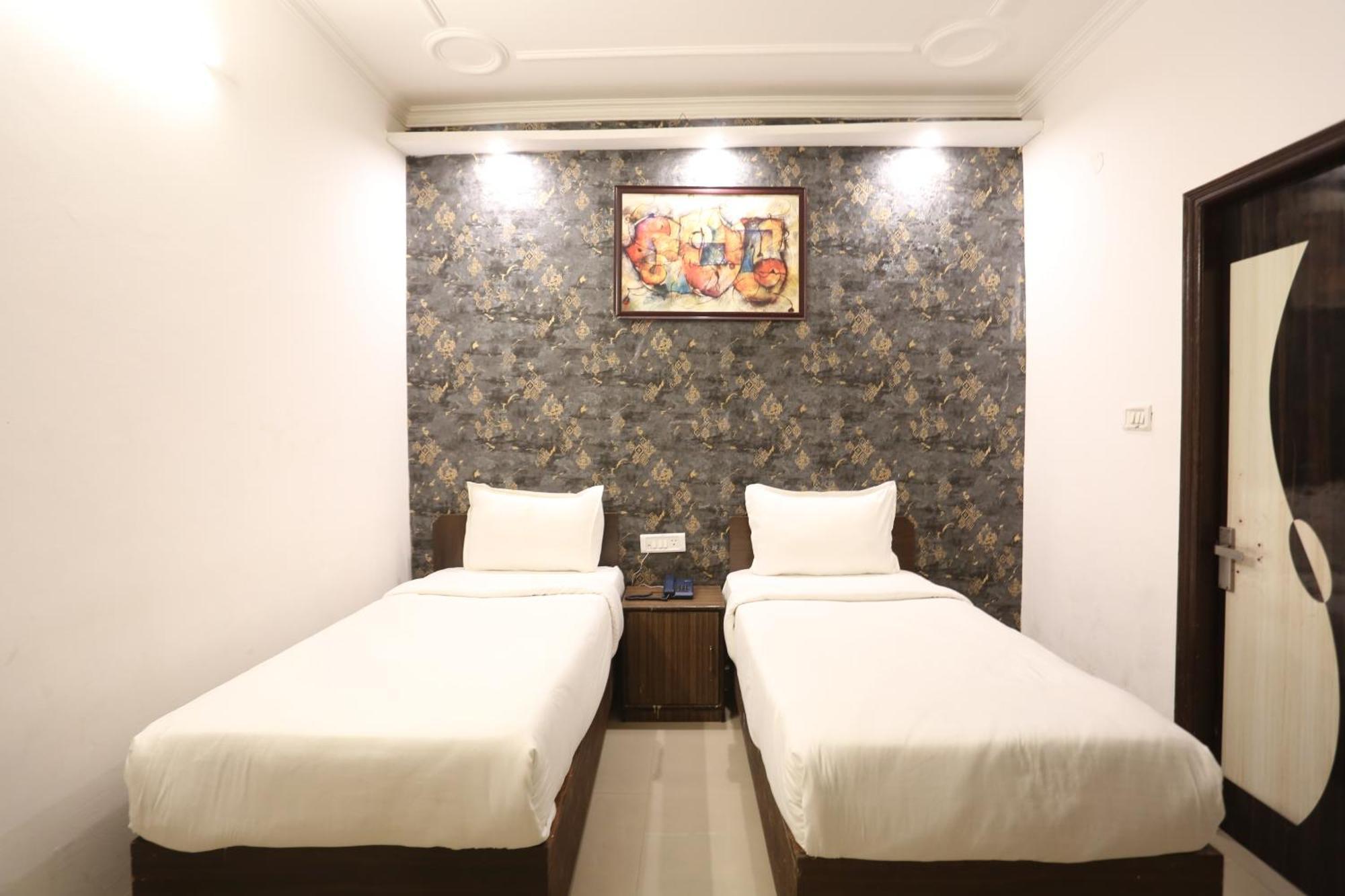 Hotel Backpackers - Ink Delhi Airport By Ss Group