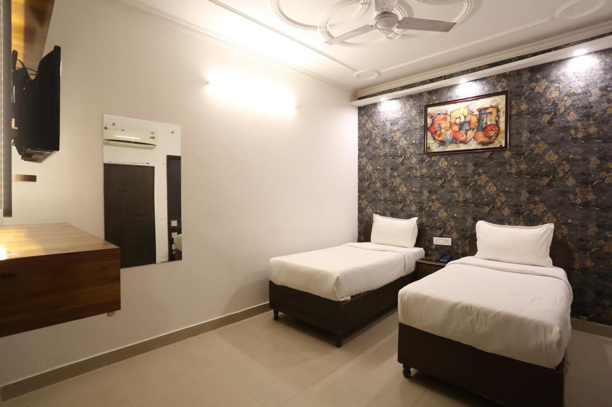 Backpackers - Ink Delhi Airport By Ss Group 3*