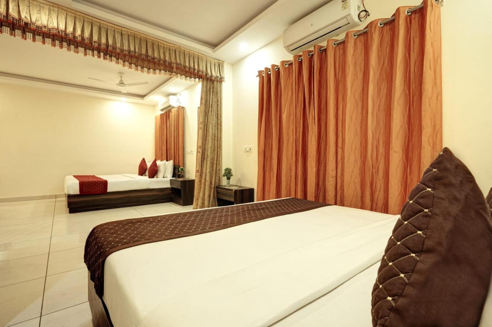 Hotel Cozy Cave
