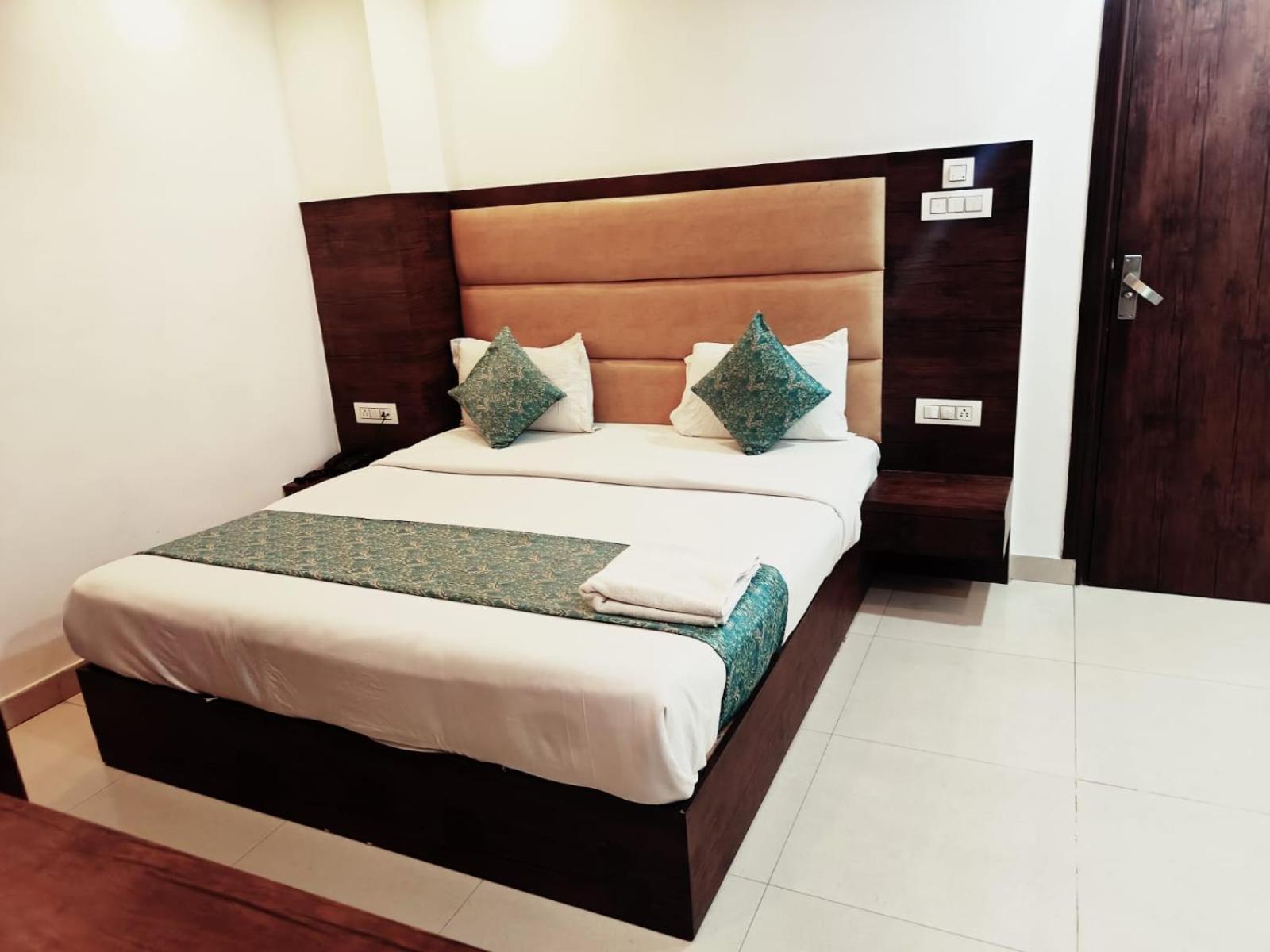 Hotel Aero Stay Hotel New Delhi