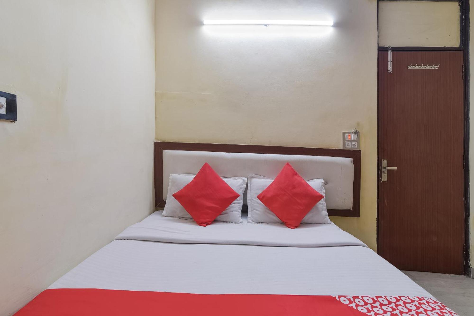 Hotel O Parkash Dx 4* New Delhi