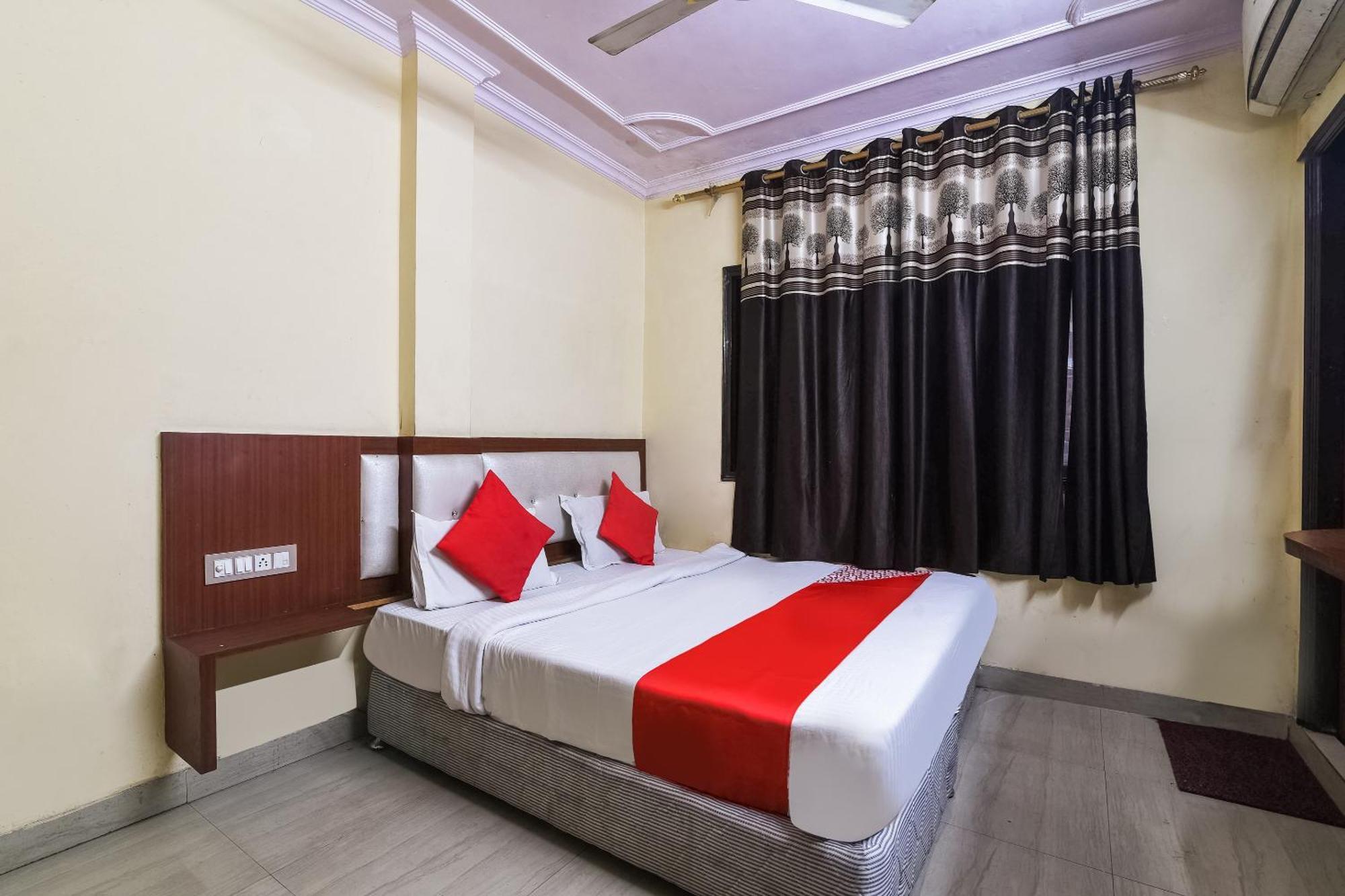 Hotel Hotel O Parkash Dx 4*