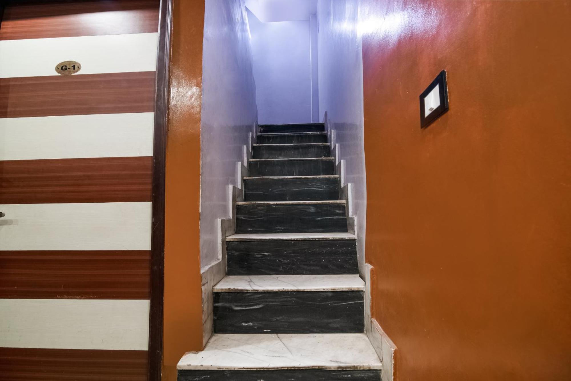 Hotel O Parkash Dx Hotel New Delhi