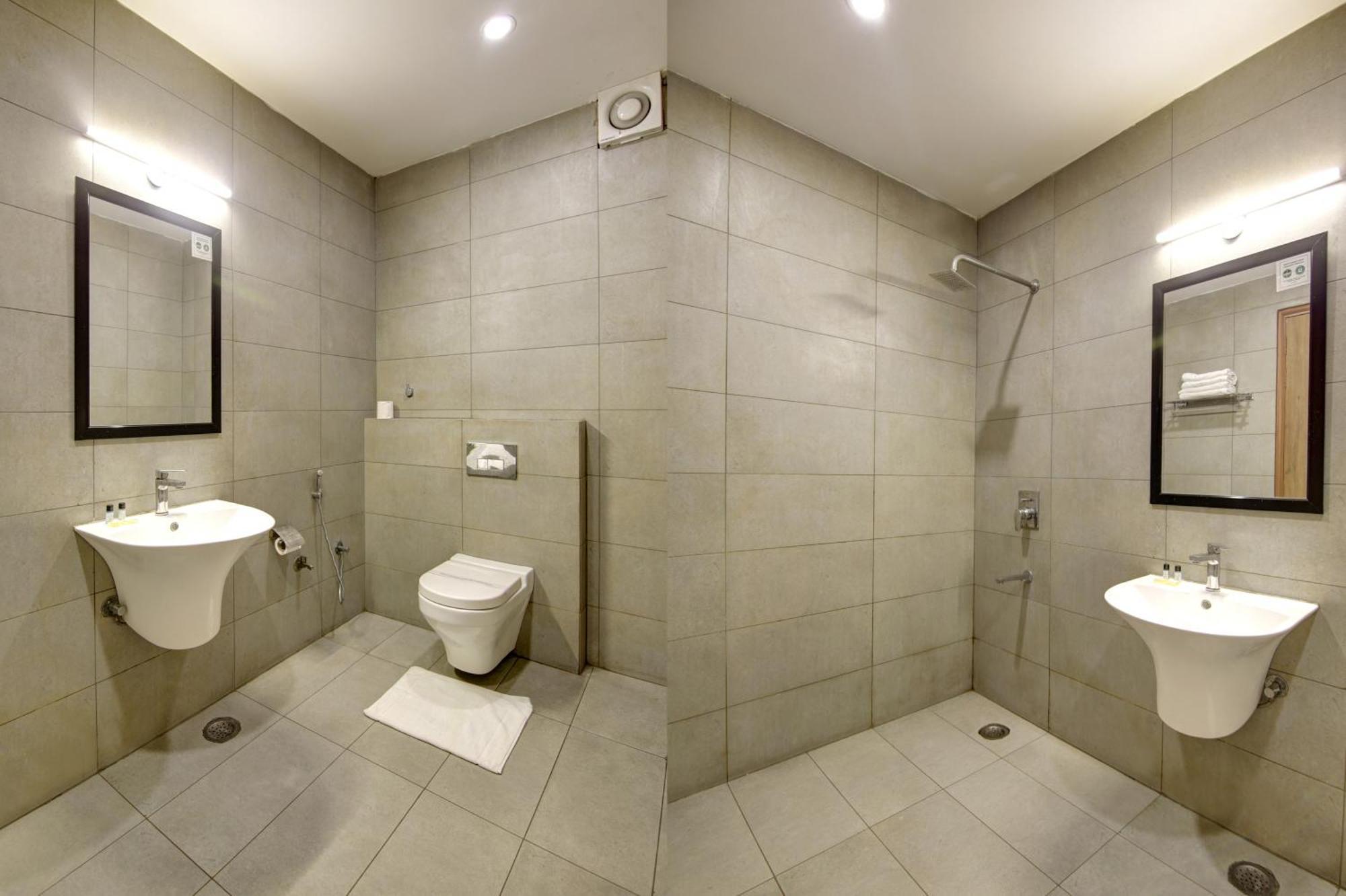 Town Pallace Inn - Hotel In New Delhi 3*