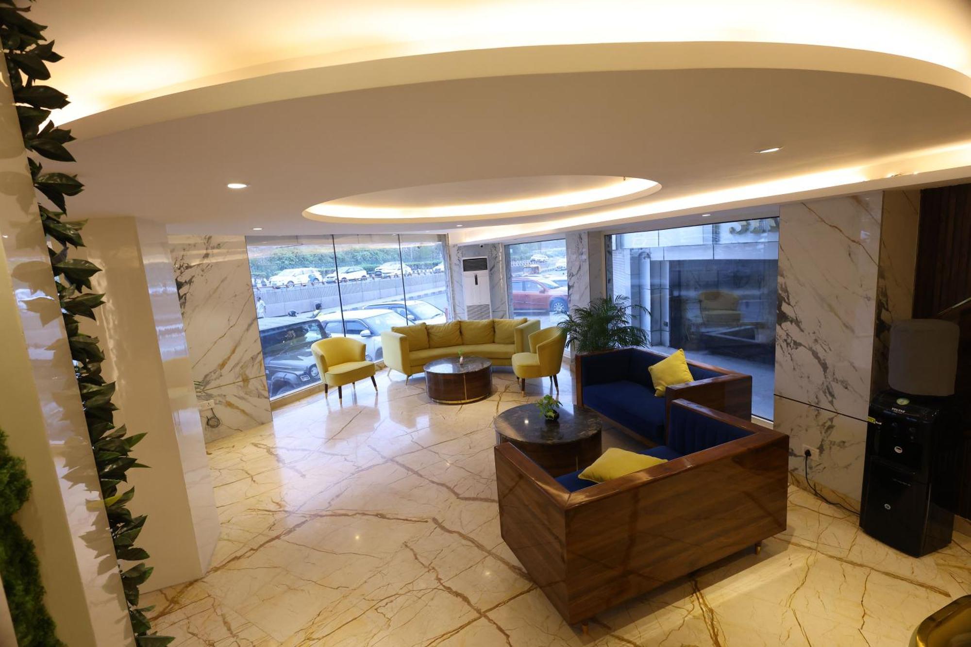 Hotel Airport Ramhan Palace Mahipalpur New Delhi