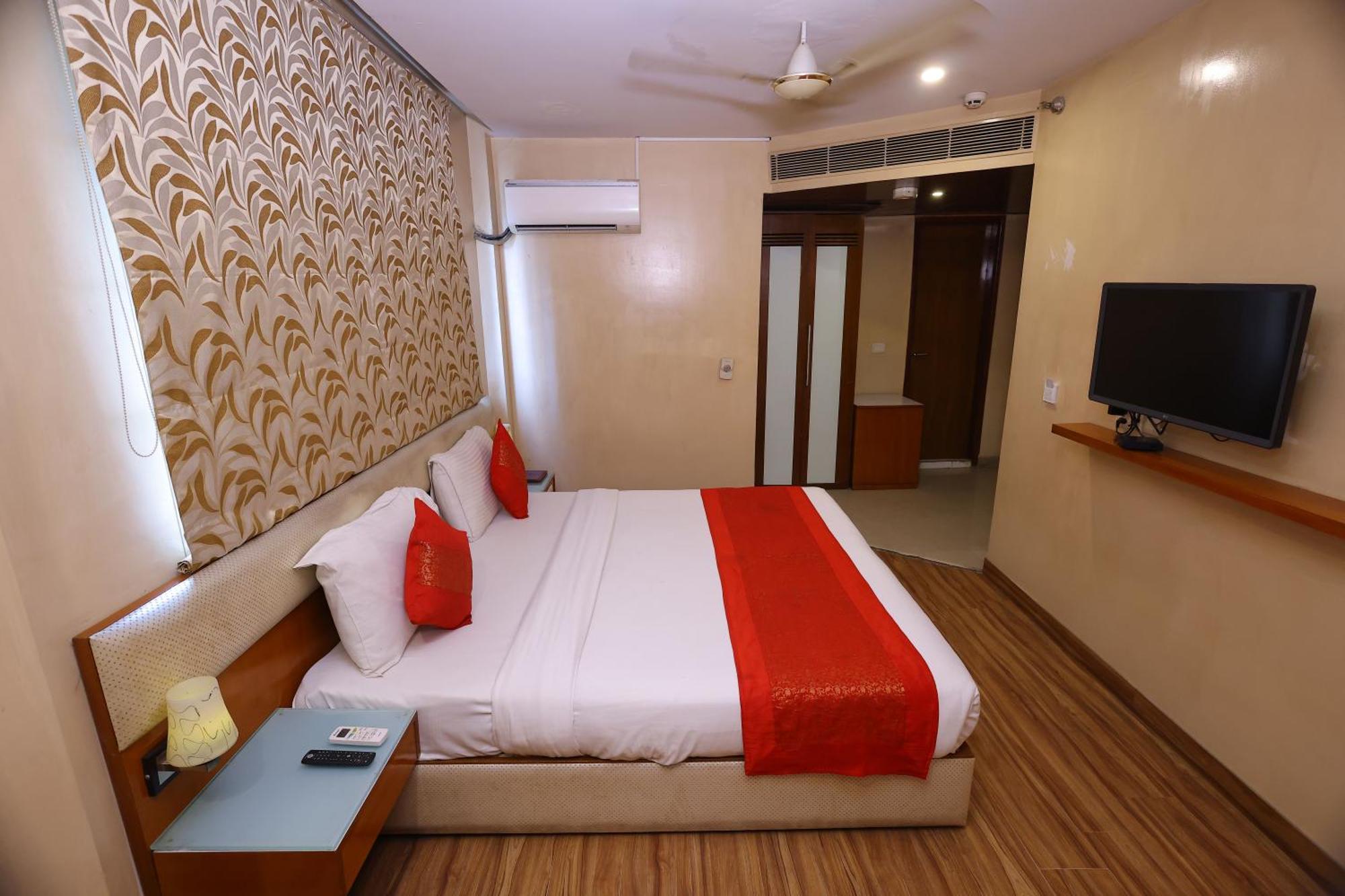 Airport Ramhan Palace Mahipalpur 4* New Delhi
