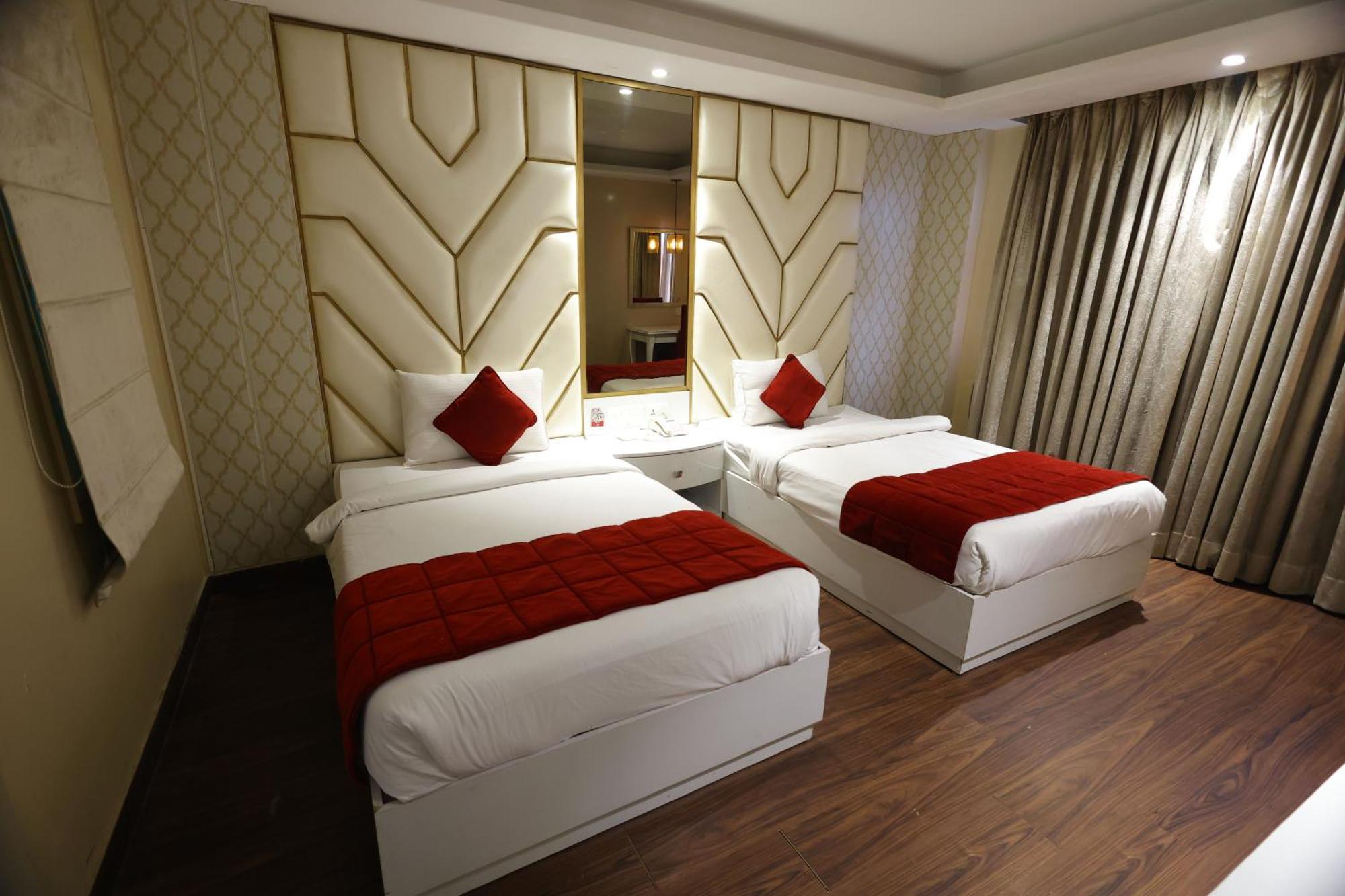 Airport Ramhan Palace Mahipalpur